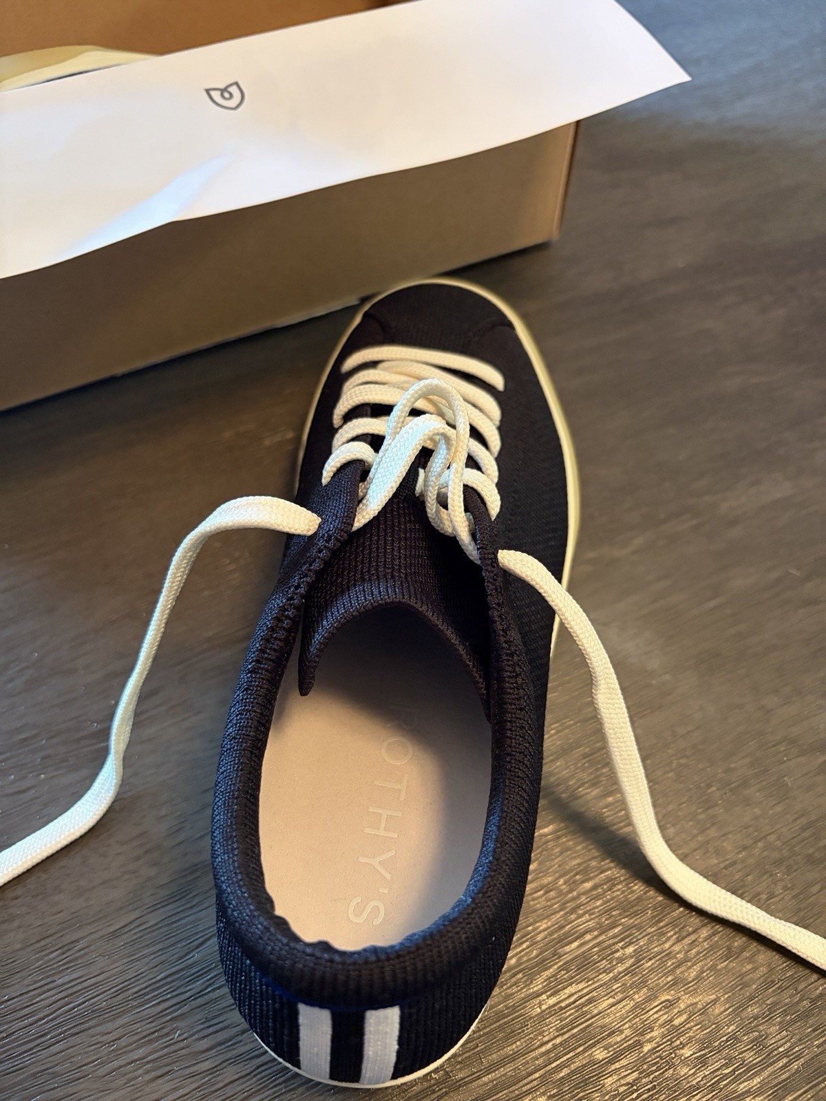 Rothy’s Women’s Knit Lace-Up Low Top Sneakers Navy/White Rubber Outsole Walking