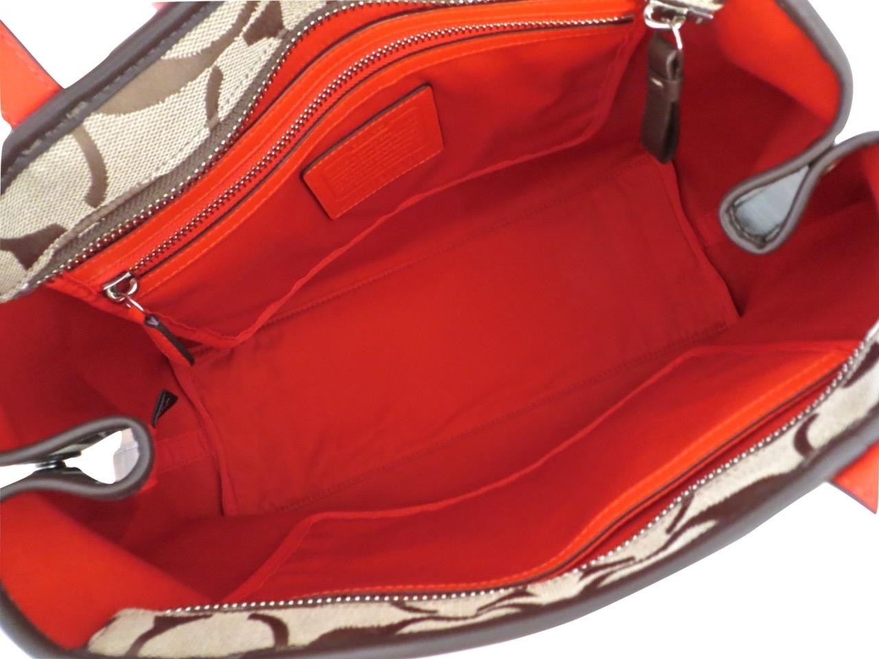 New NWT Coach Hamptons Khaki Vermillion Signature Stripe Tote Purse 19999 RARE