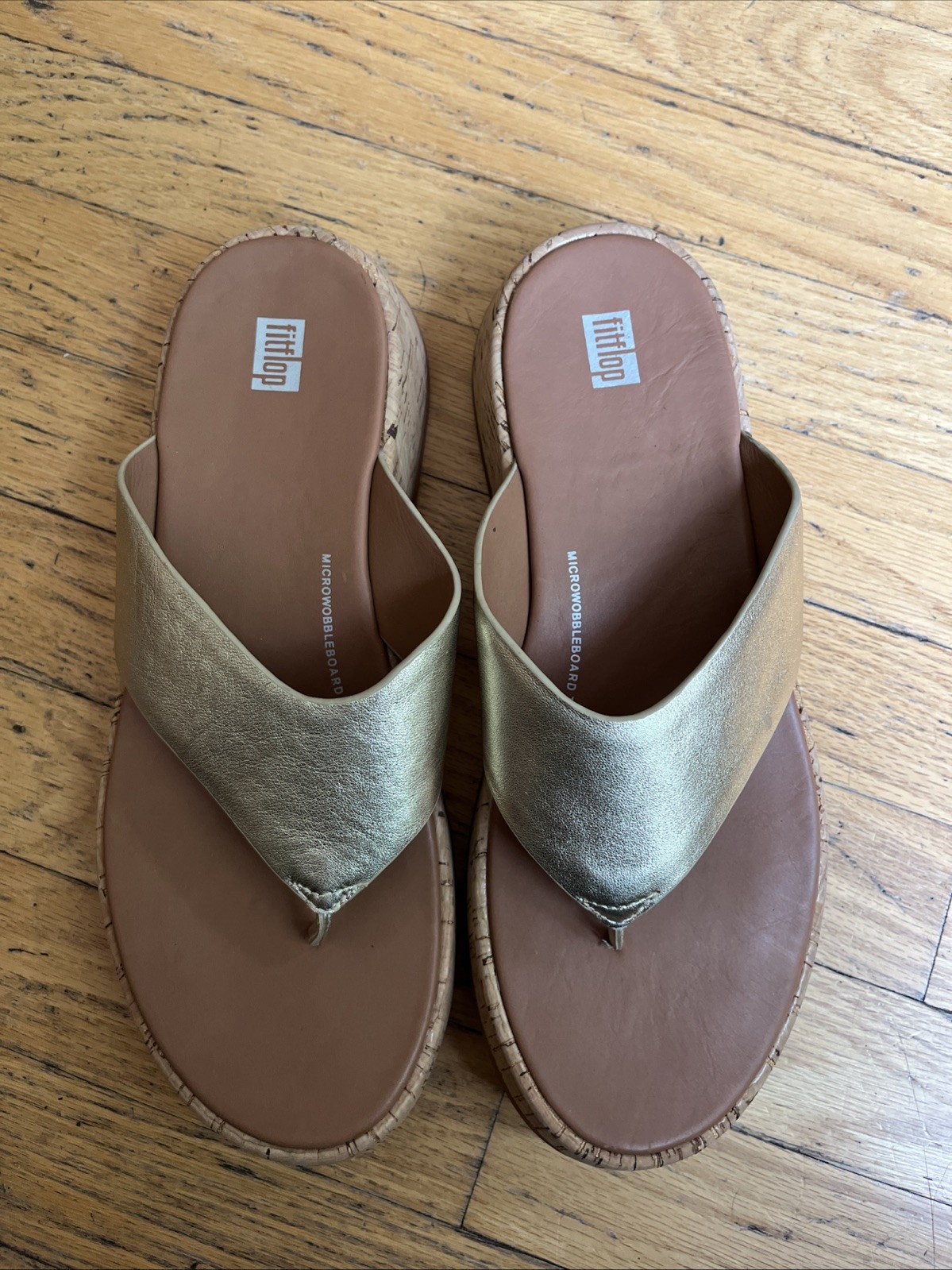 FITFLOP NEW F-MODE LEATHER FLATFORM TOE POST THONG SANDALS PLATINO GOLD -10