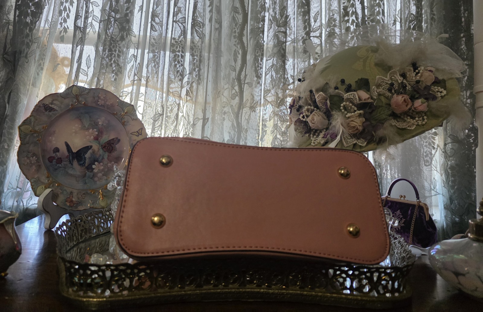 Women’s Pink Handbag Butterfly Tag Crossbody Zip & Magnetic Closure Hi End NWT