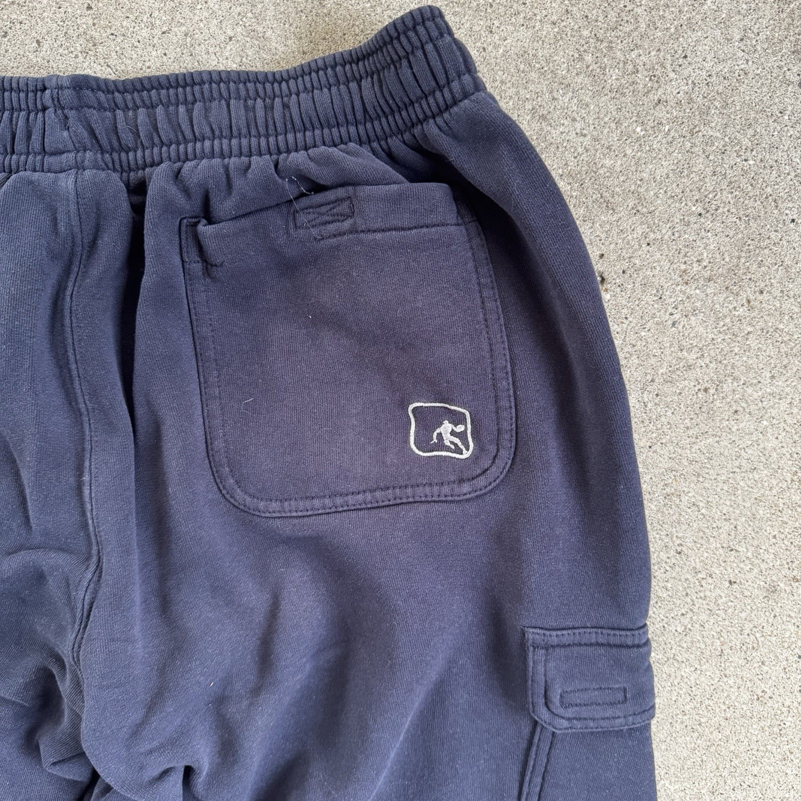 AND1 Men’s Navy Fleece Cargo Sweatpants L Relaxed Fit Drawstring Pockets