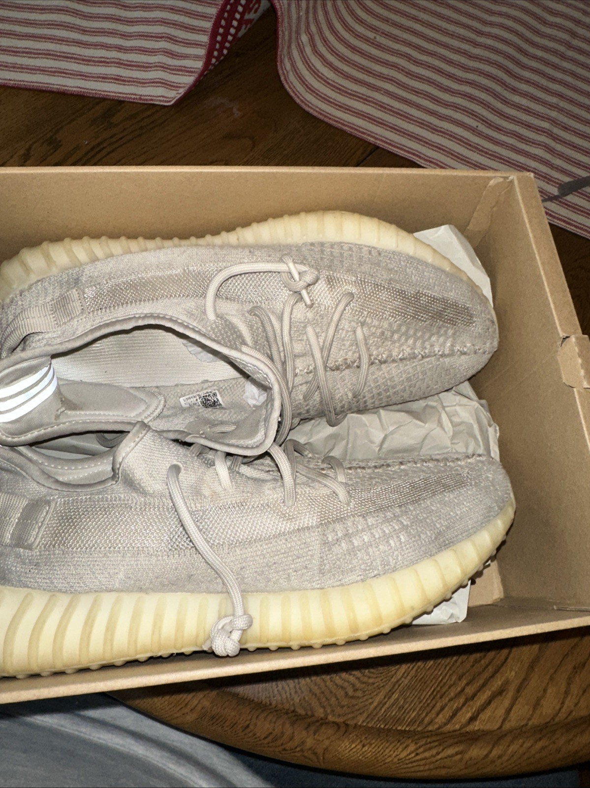 adidas Yeezy Boost 350 V2 Men’s Size 12 Bone HQ6316
