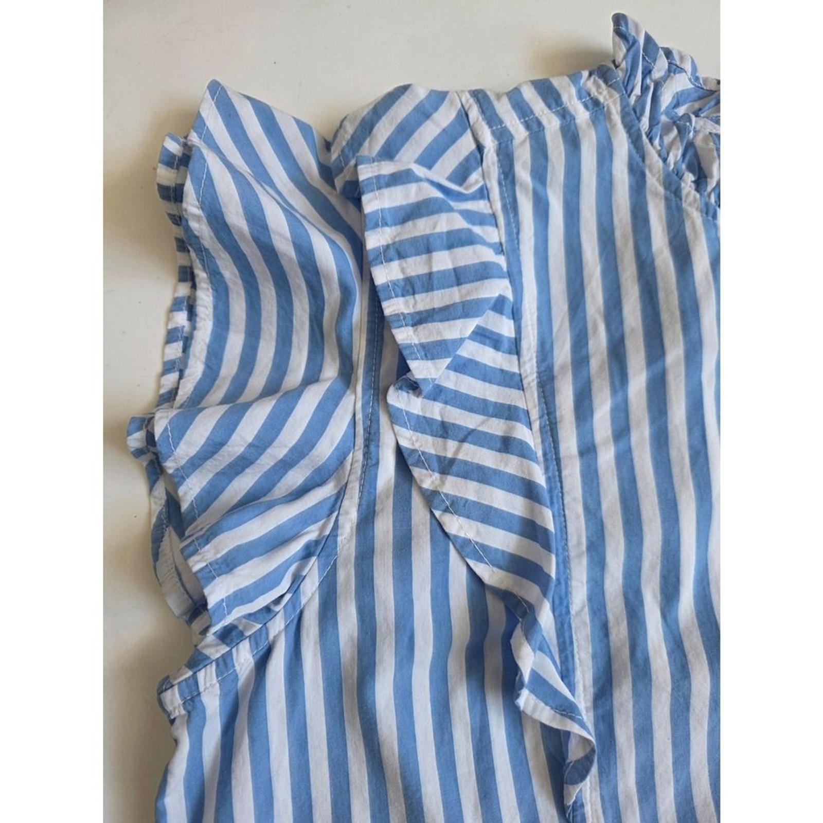 Free Assembly Ruffle Stripe Top L Blue White Sleeveless Cotton Coastal Preppy