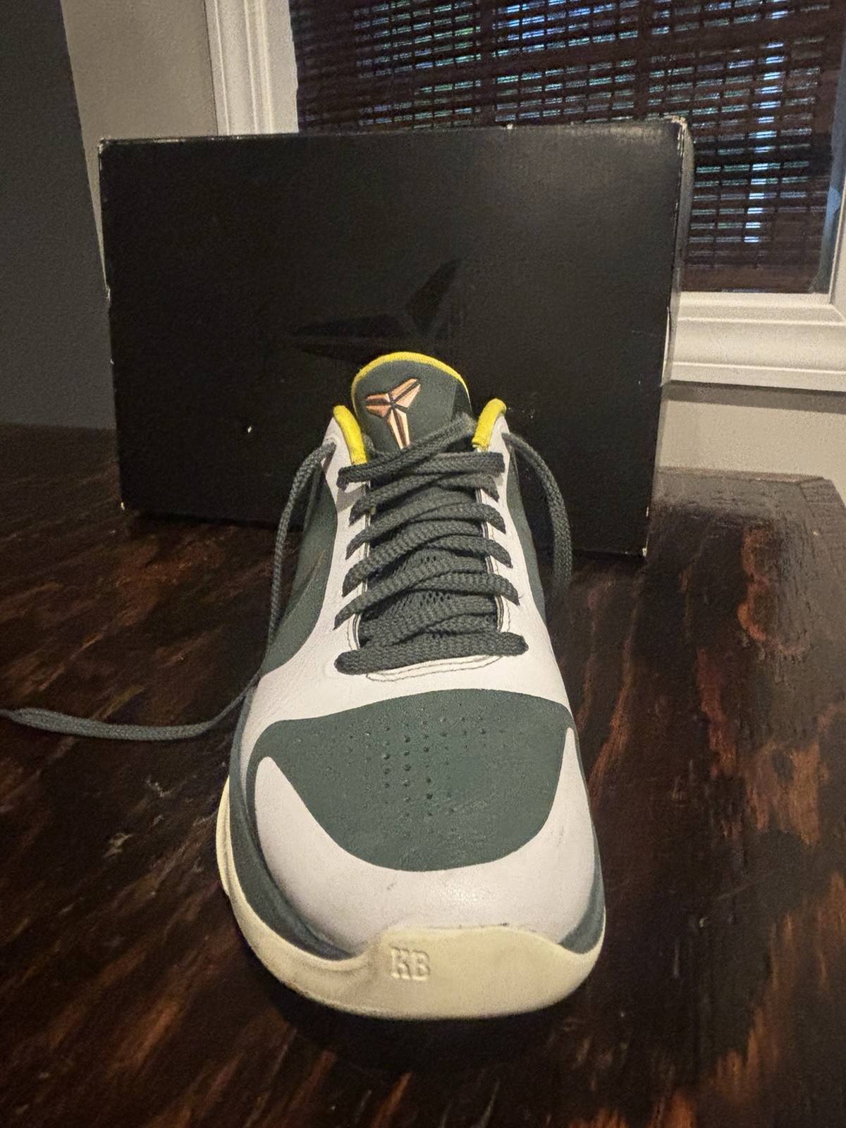 Nike Kobe 5 Protro EYBL Forest Green Yellow Size 10