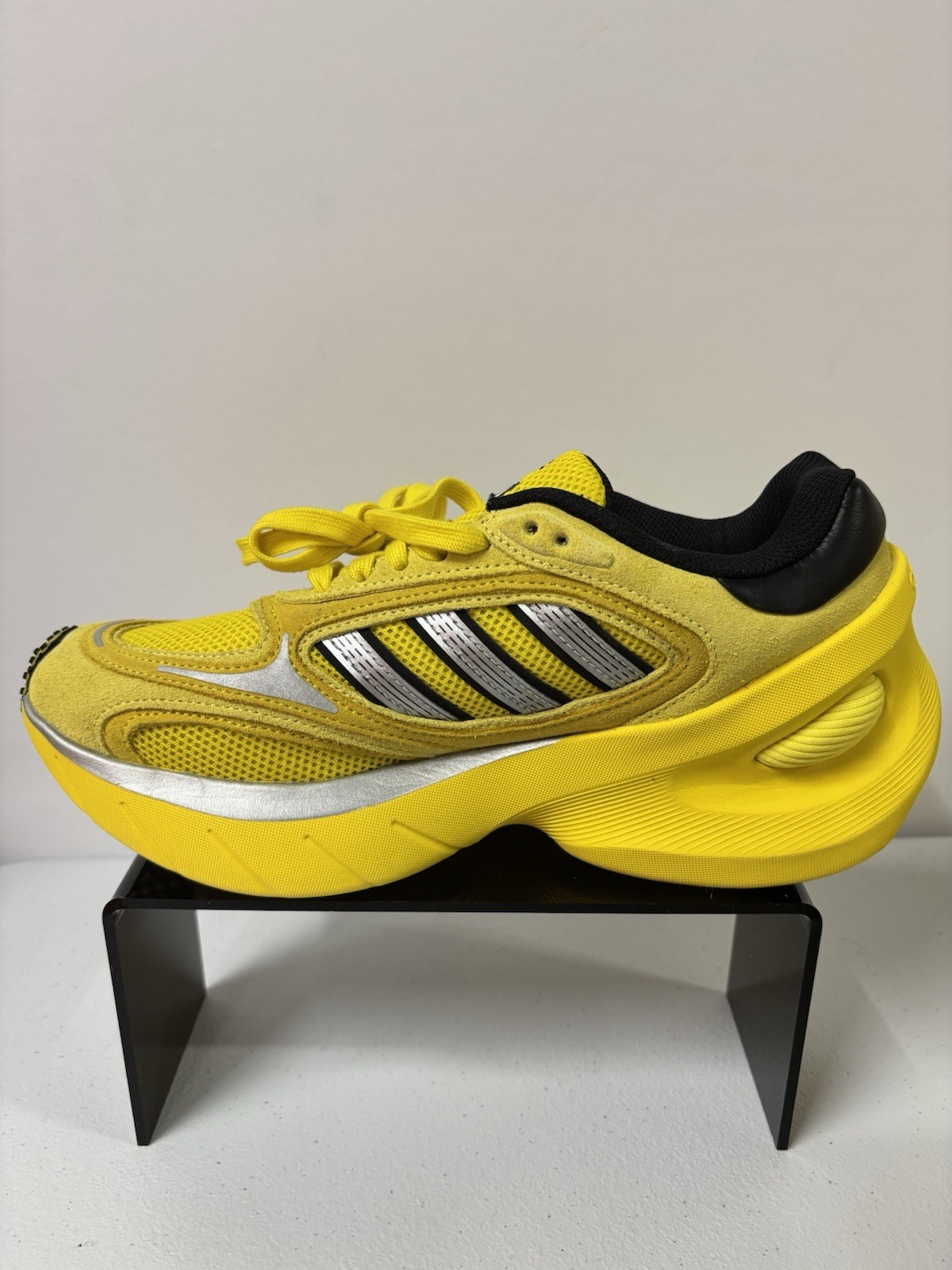 Adidas Adizero Goukana Light Yellow/Black/Silver, US Size 8.5M, 9.5W
