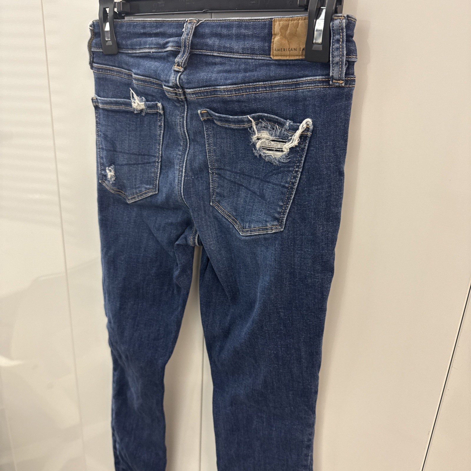 American Eagle Next Level Stretch Women’s Low Rise Jeggings Size 0 Distressed