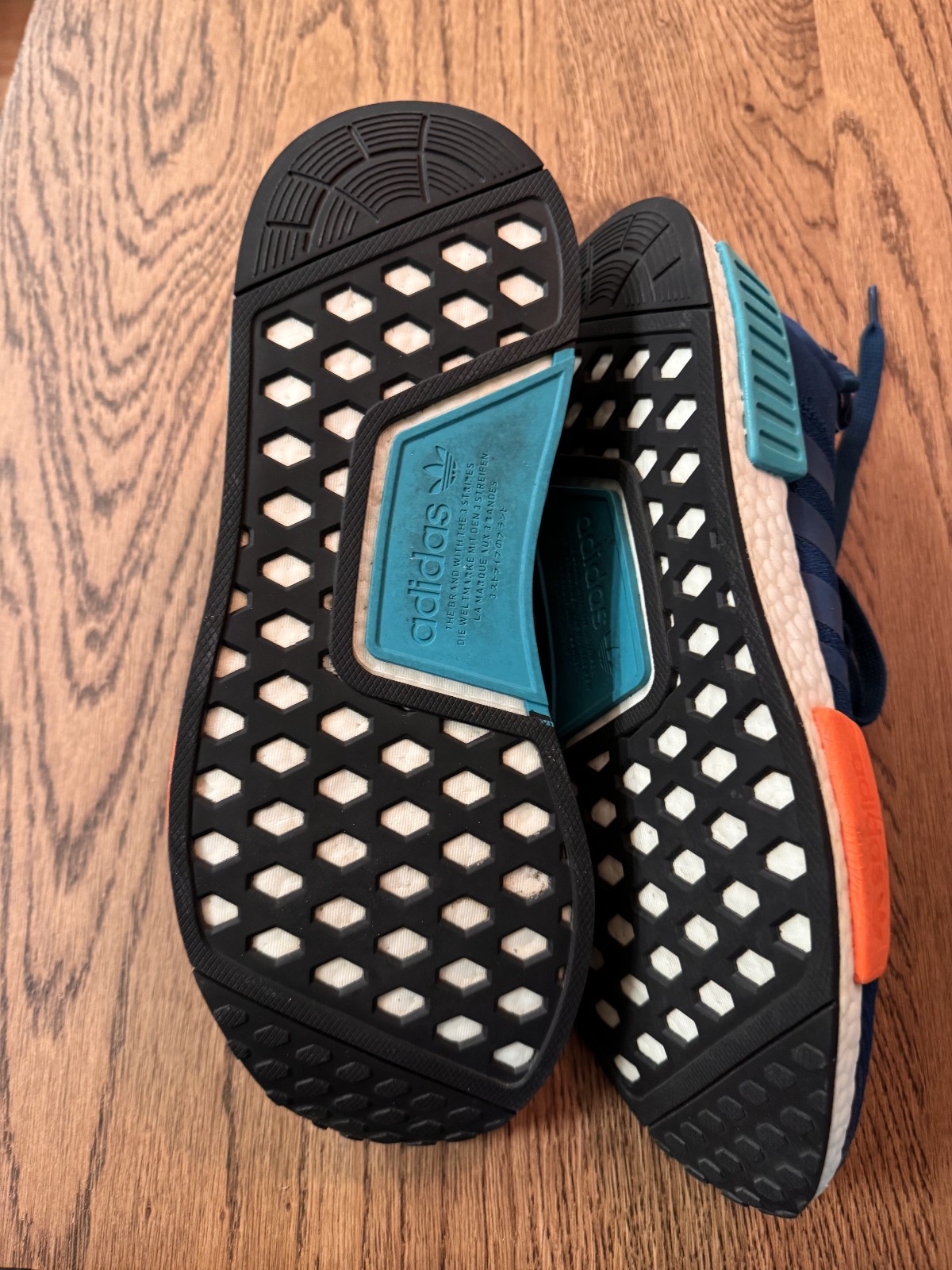 Adidas NMD R1 Blue – Size M11