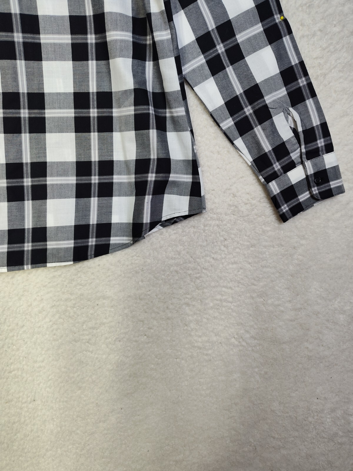 Izod Women Top Large Black Plaid Cotton Blend Long Sleeve Reguar Fit T-shirt