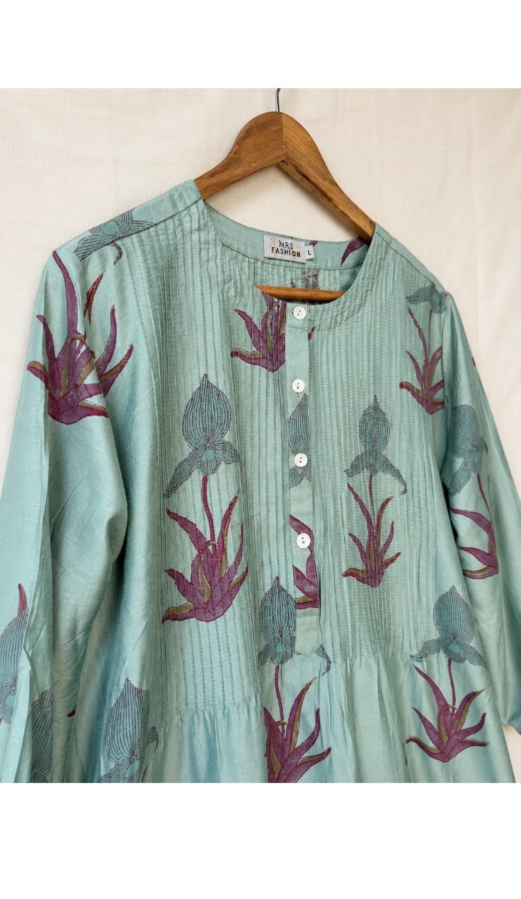 Women Cotton PantsSilk Blocks Printed Green Pin tuck Kurt-a dresses with Pockets