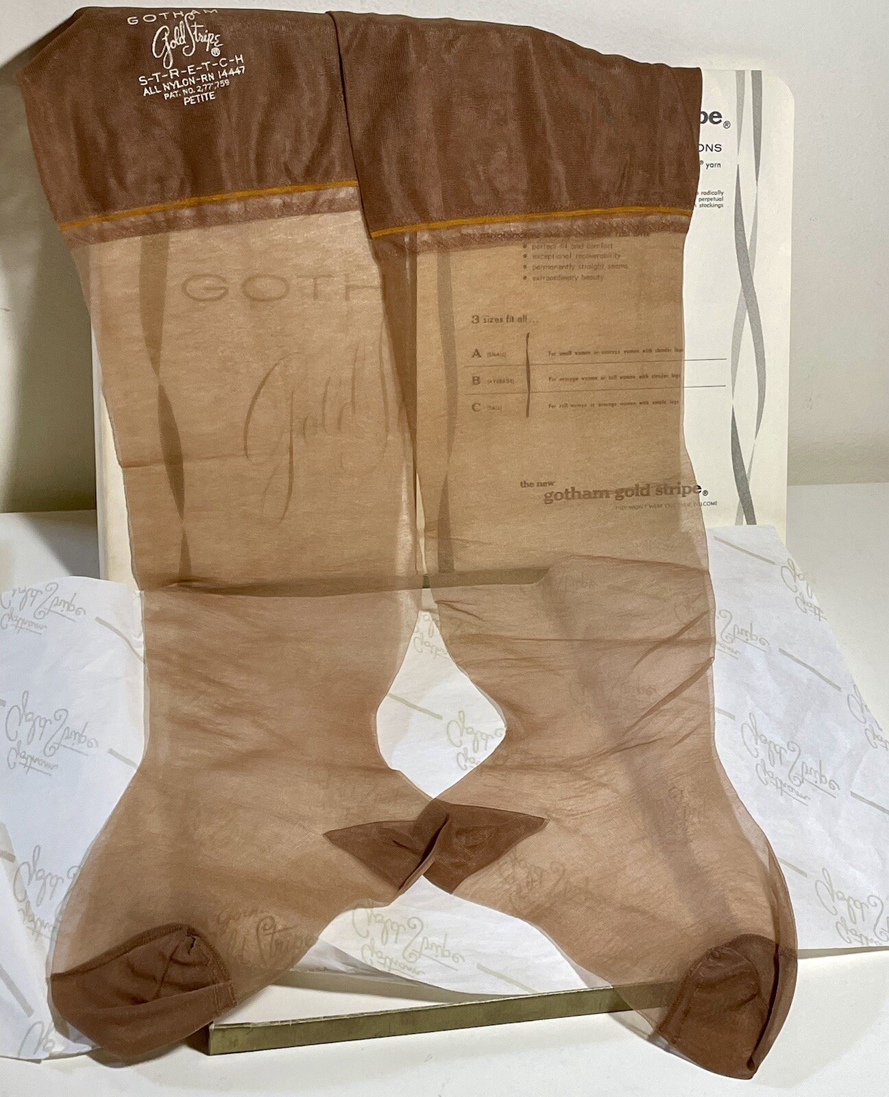 Gotham Nylons Gold Stripe Stretch Seamless Petite Sunset -RN 14447 G-40 1.35