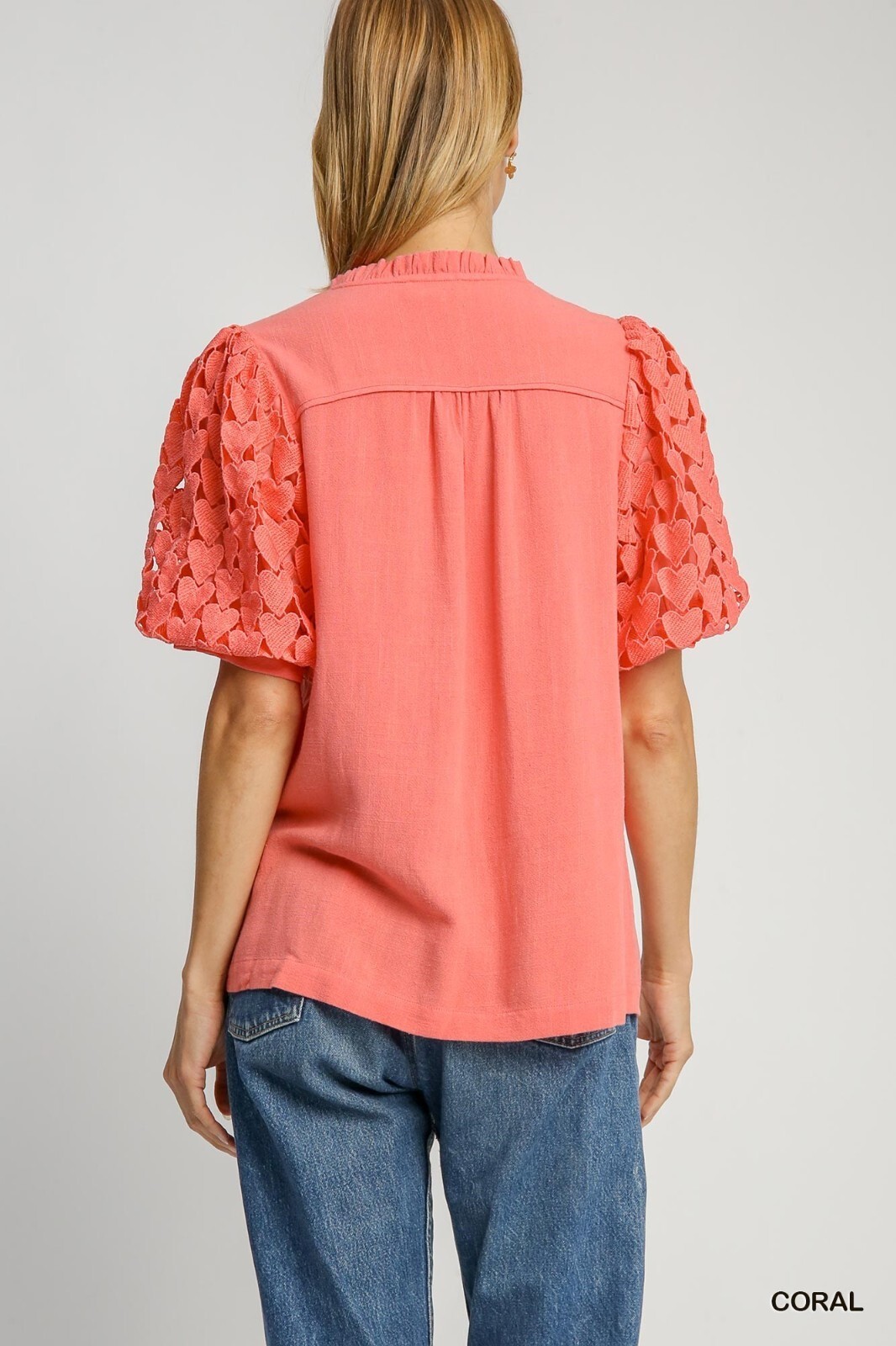 Umgee Coral Floral Applique 3D Contrast Fabric Puffed Sleeve Split Neck Top