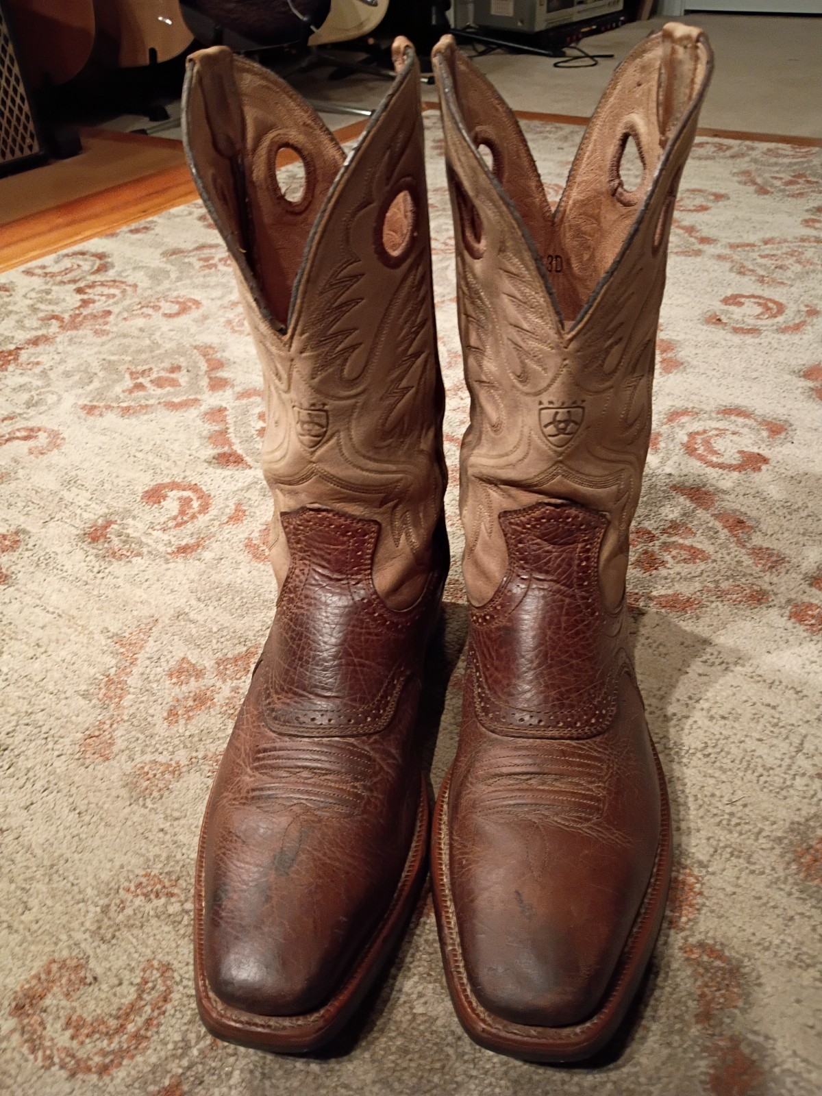 ARIAT ROUGHSTOCK BROWN BULLHIDE LEATHER SQUARE TOE COWBOY BOOTS #34828 MEN’S 13D