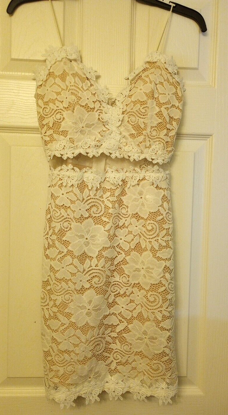 Windsor Women Size M Dress 95% Nylon 5% Spandex