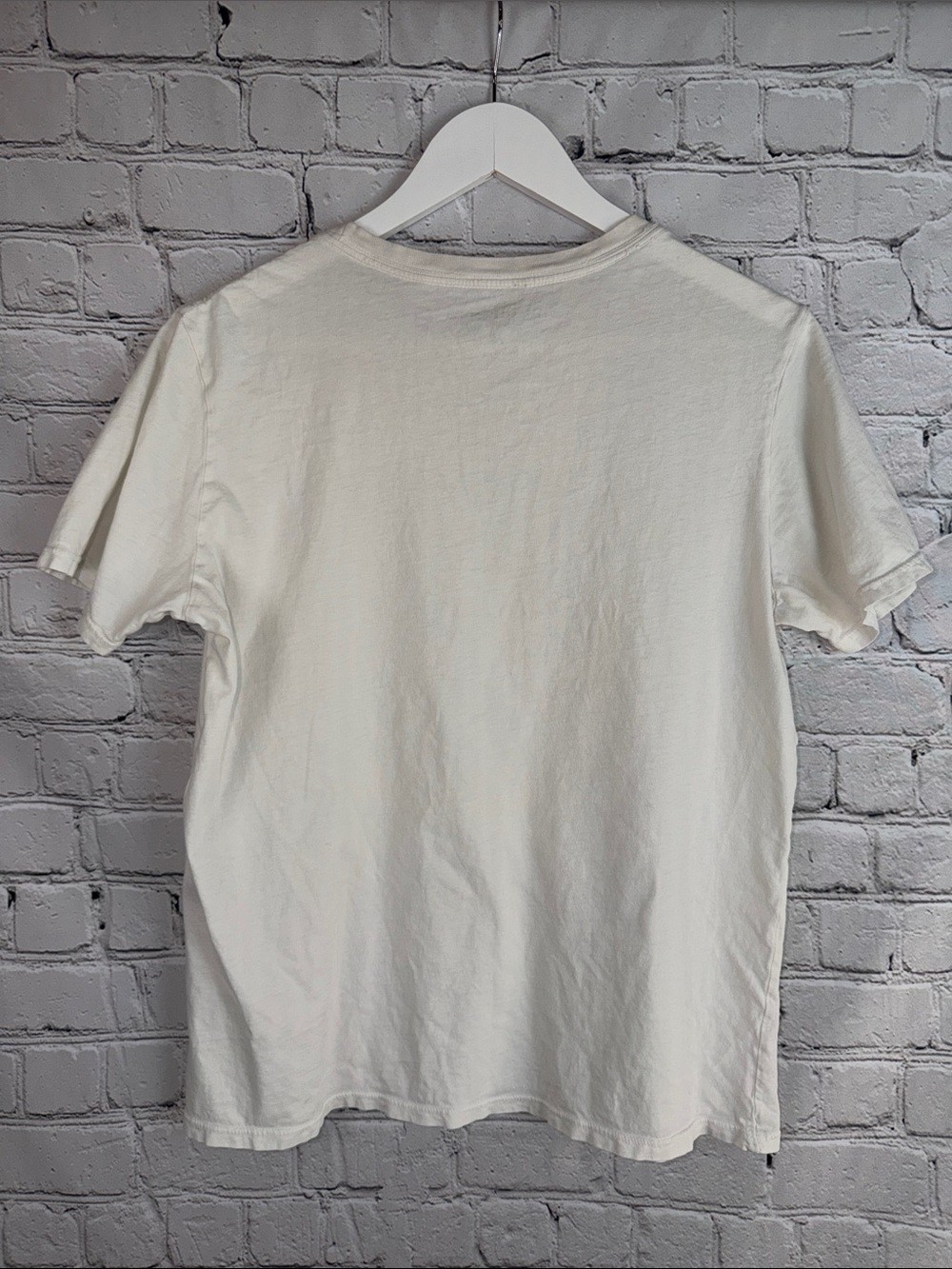 SUNDANCE Pale Cream ‘The Wild Ride’ Graphic Short Sleeve Tee M