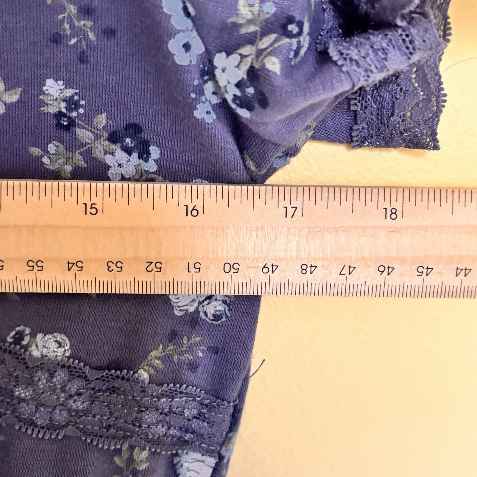 Cut & Paste Large Floral Baby Tee Vintage Lettuce Edge Lace Trim Y2K