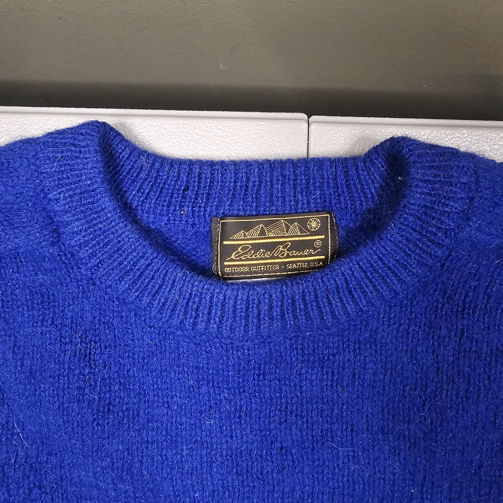 Vintage Eddie Bauer Sweater Large Blue Crew Neck Wool USA Fisherman 70s Preppy