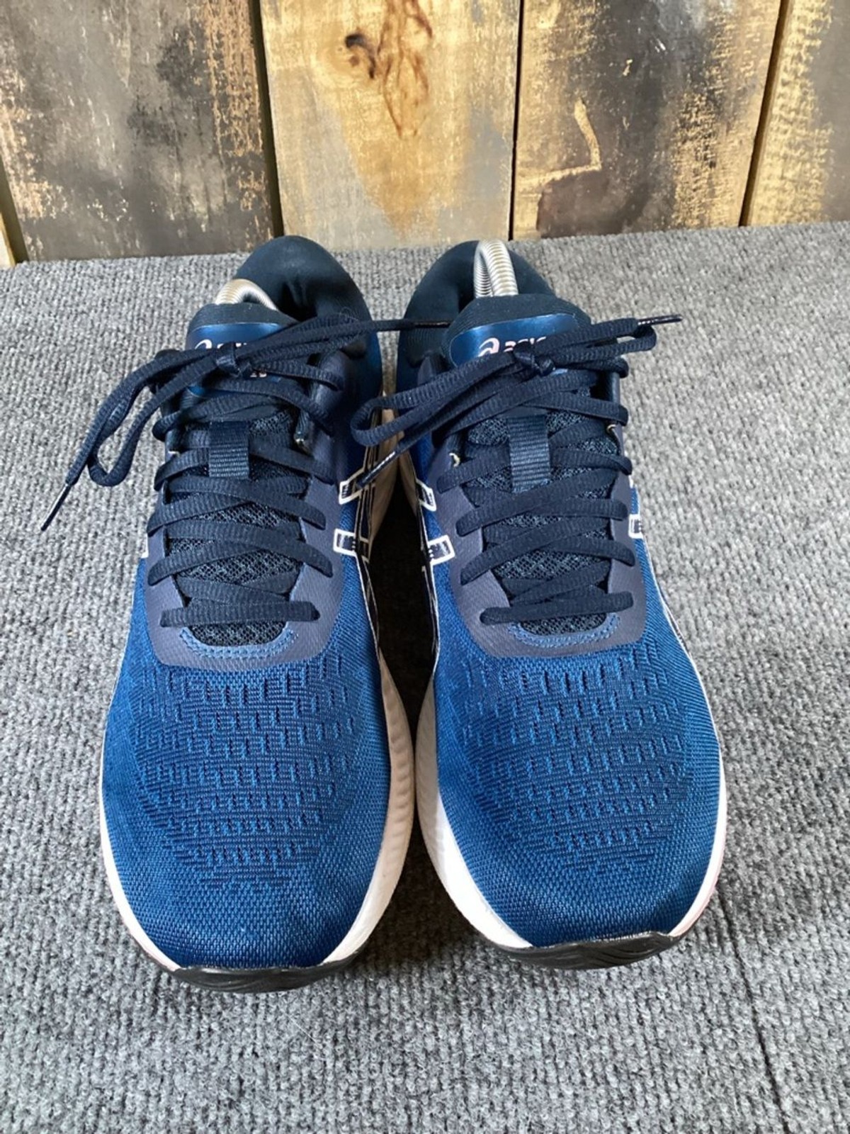 Asics Gel-Excite 9 sneakers men’s size 11