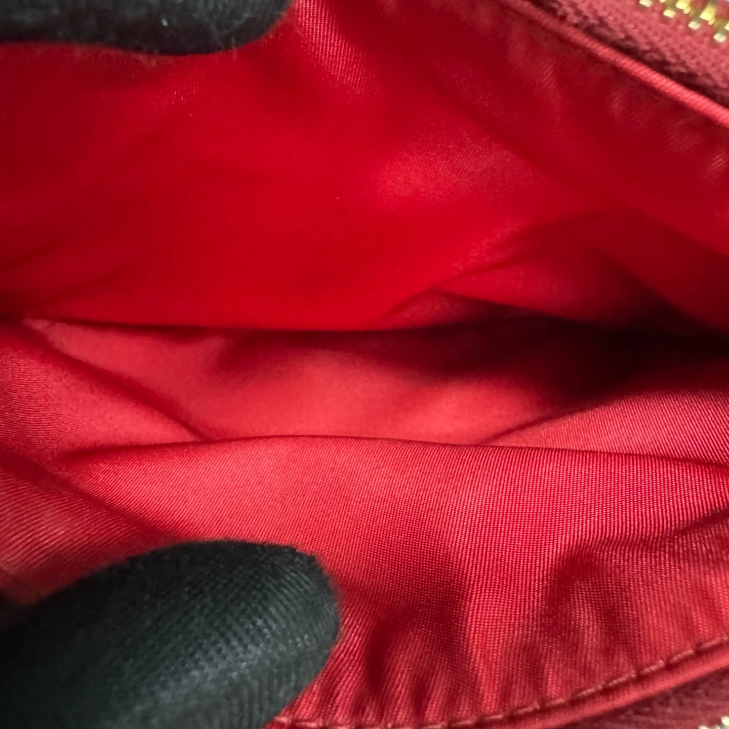 Prada Clutch Red Tessuto Nylon Calfskin (zs051826b5r)