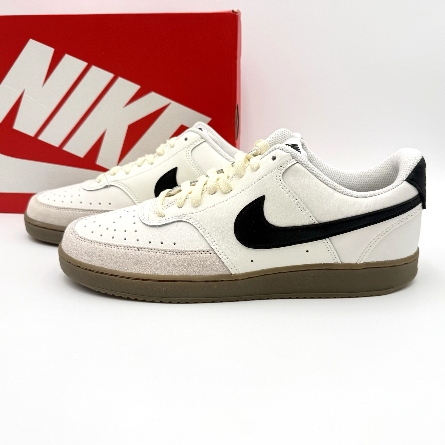 Nike Men’s 8.5 / 10 Women’s Court Vision Lo Sneakers FQ8075-133 Sail/Black/Gum