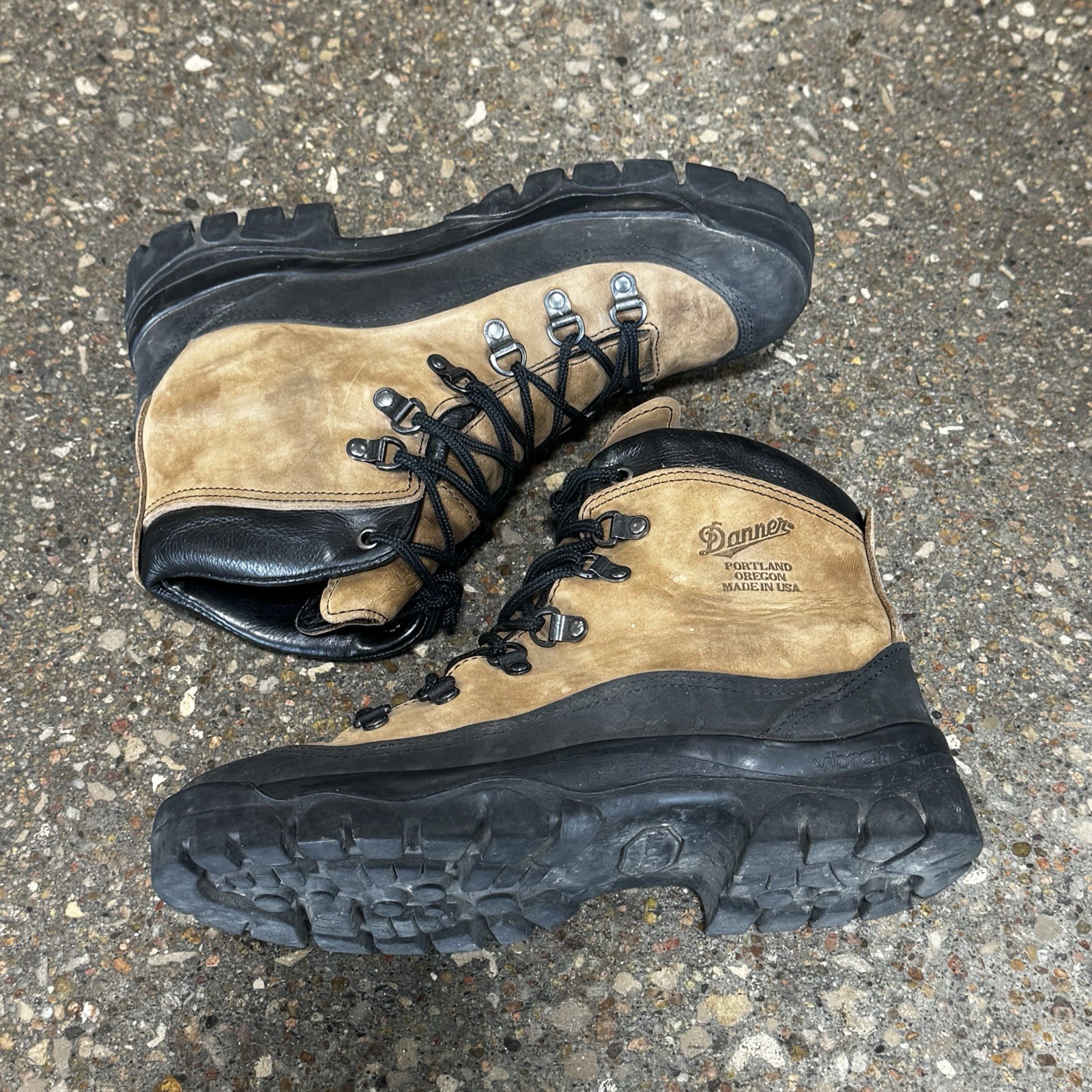 Danner Combat Hiker 43513X Boots Mens Brown USA Made Vibram Military Hiking 9 W