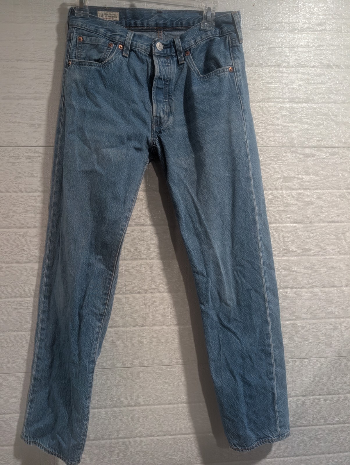 Levi’s 501 Premium Men’s 5-Pocket Straight Blue Medium Wash Denim Jeans Button