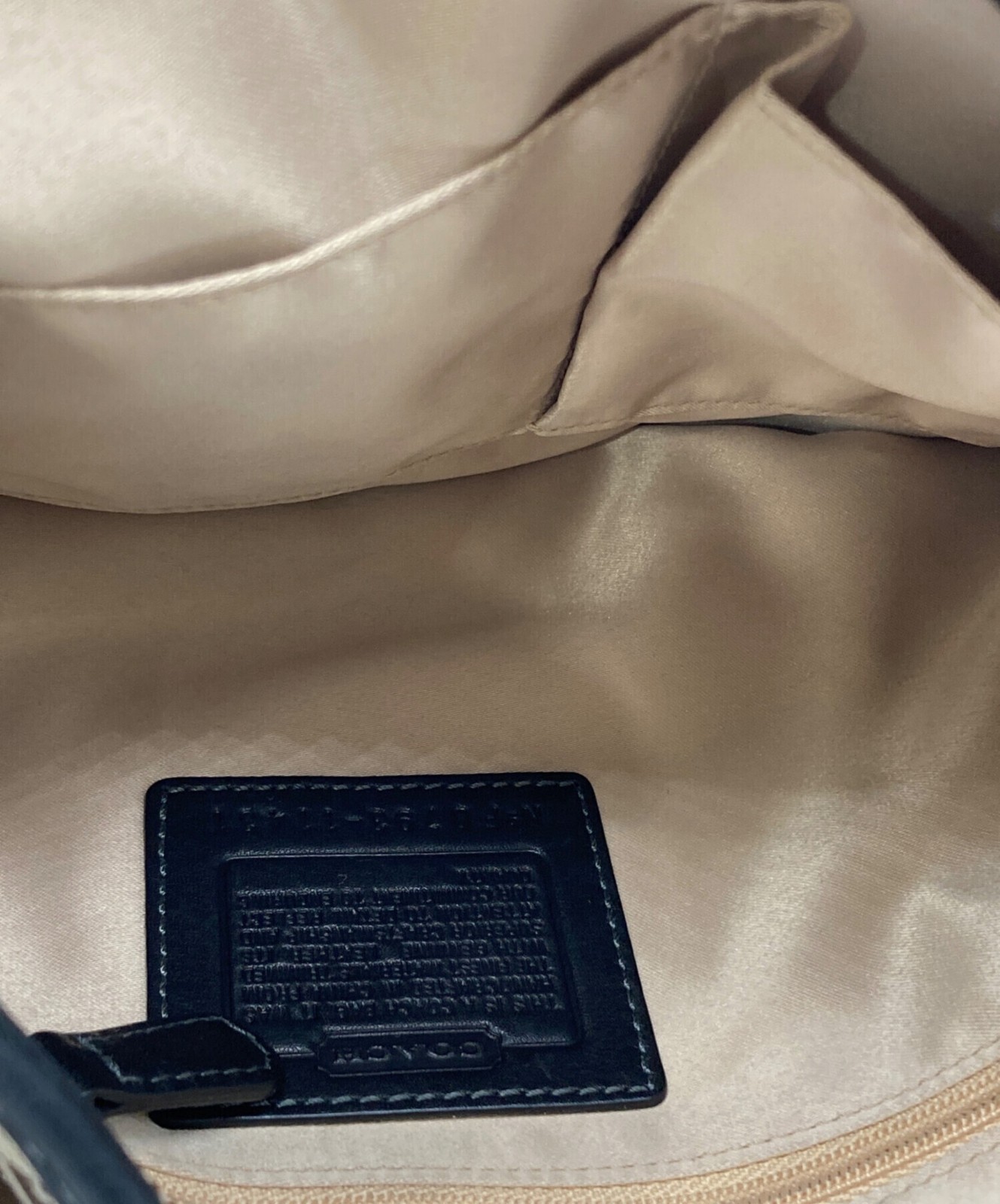 Coach Signature Beige Canvas Leather ShoulderBag Handbag Logo Gold Hardware Auth