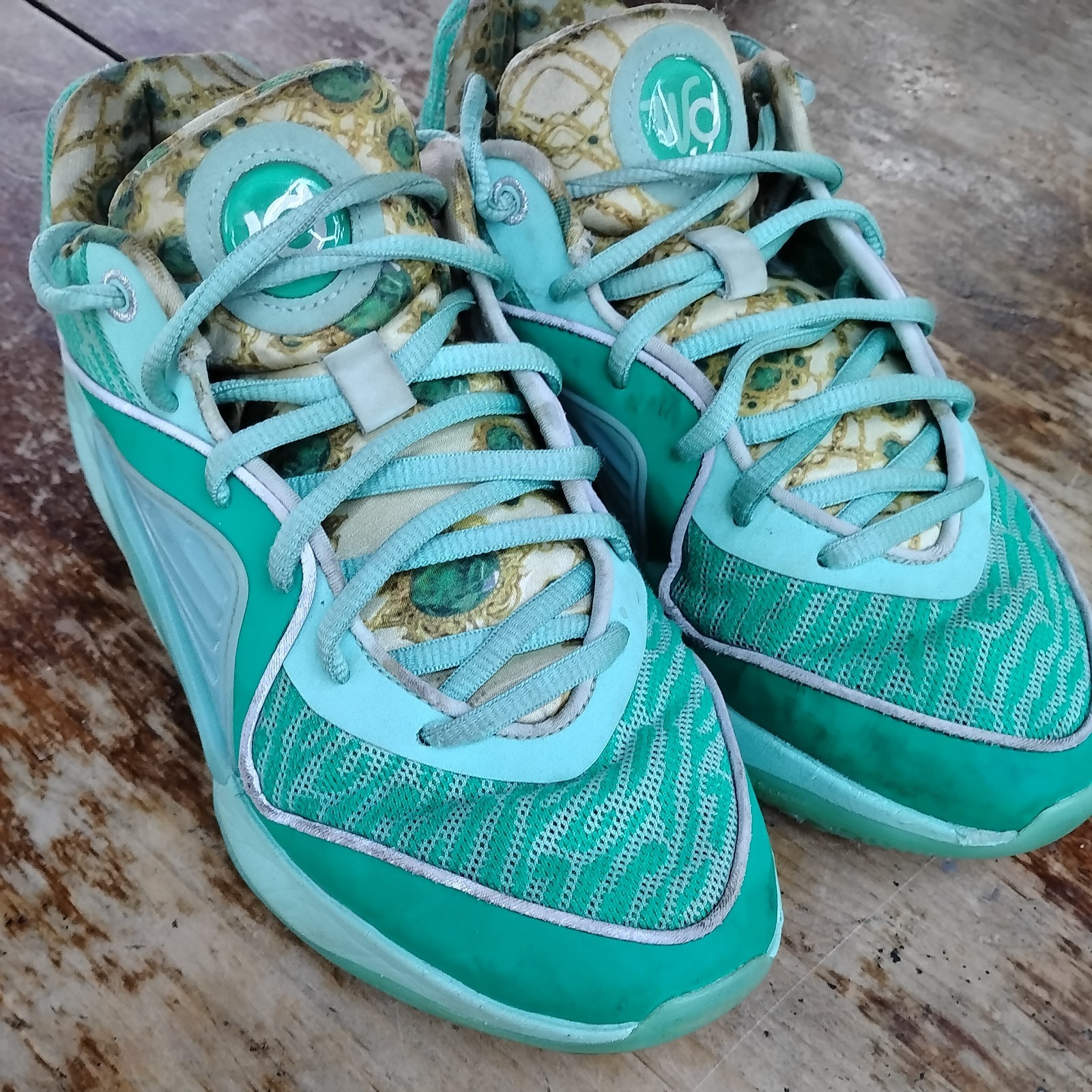 Nike Mint Green Yellow Men’s Low Top Athletic Sneakers Lace Up kevid Duran