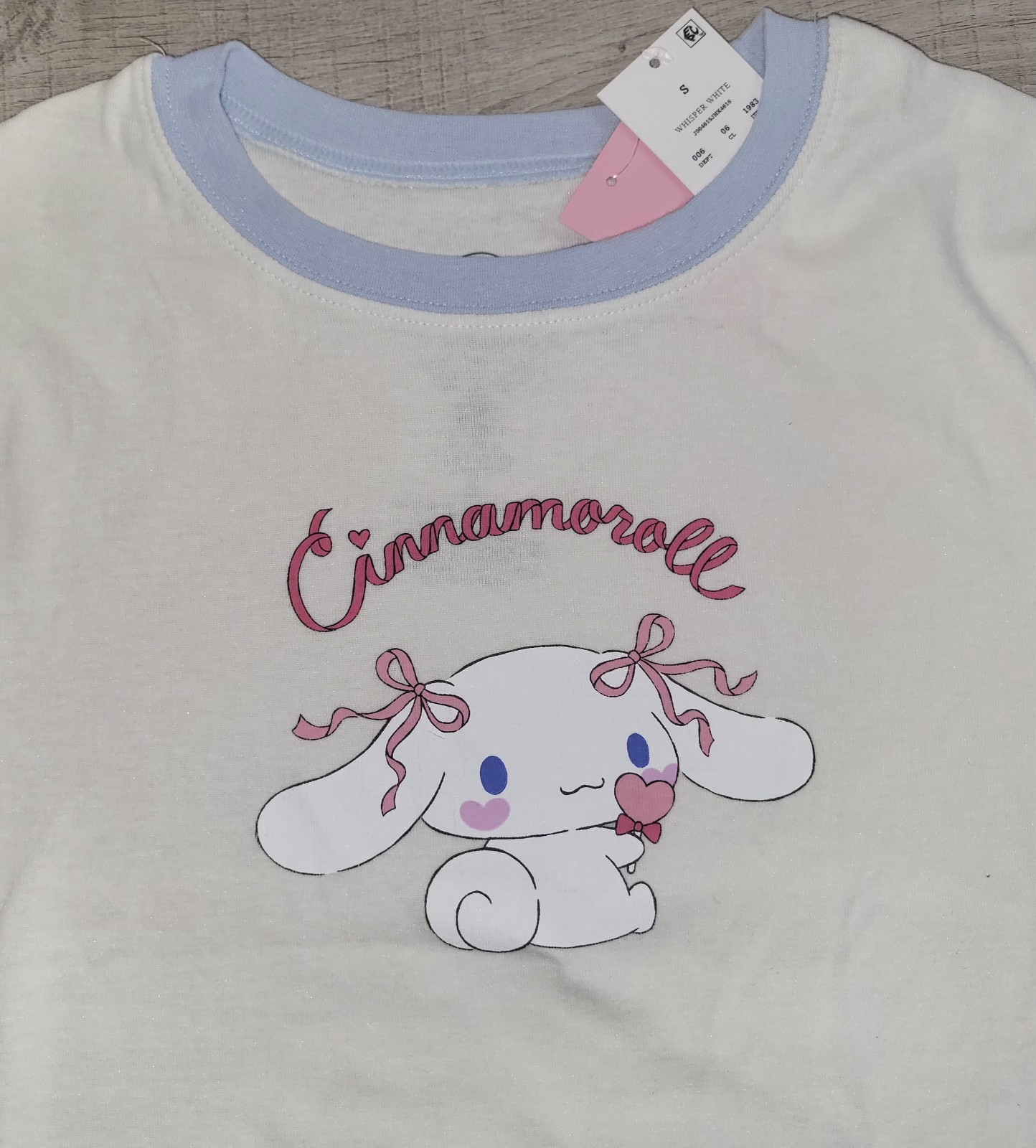 Sanrio Cinnamoroll Hello Kitty & Friends Girl’s Ringer Tee T Shirt S Small NWT