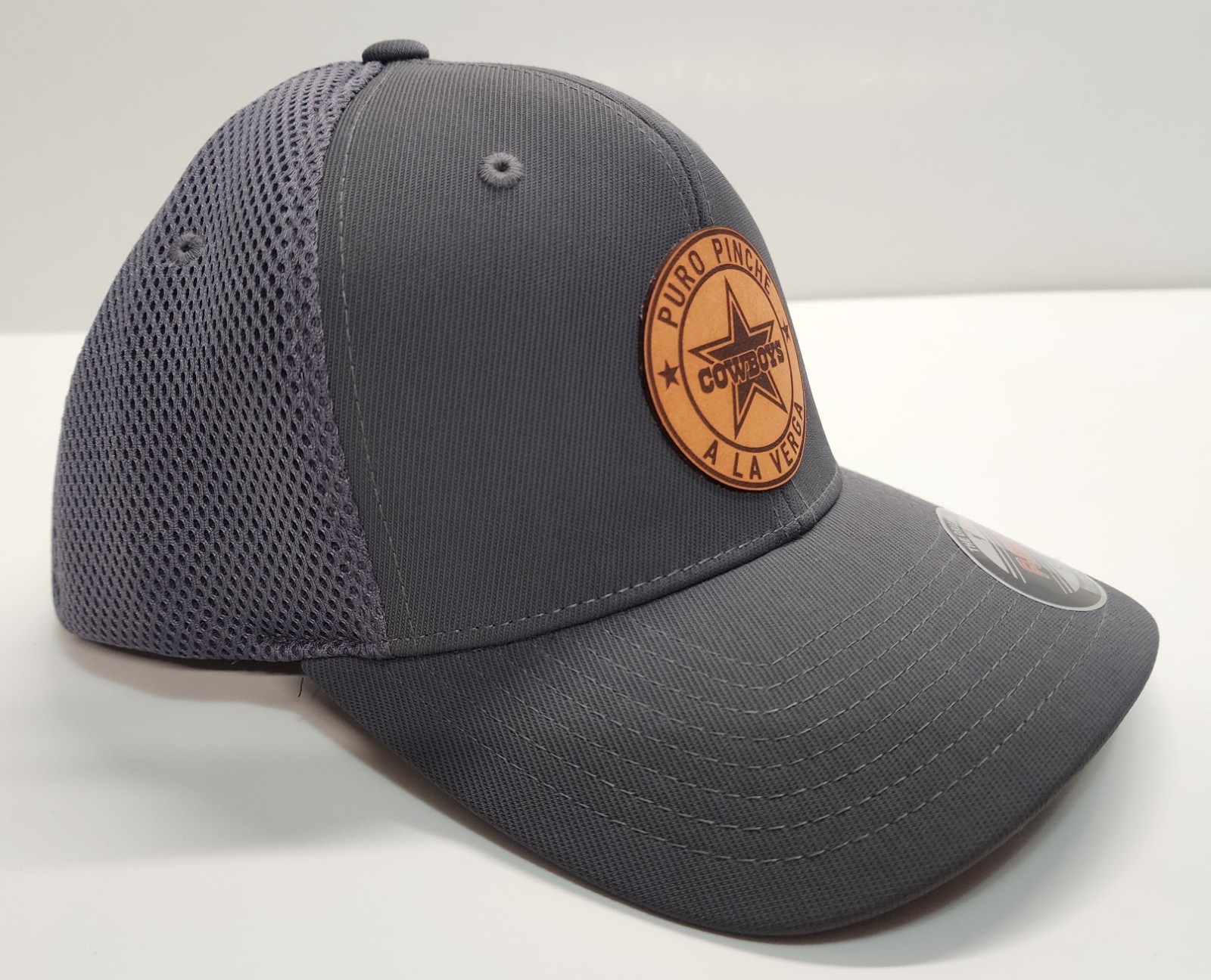 NEW-DALLAS COWBOYS Leather Patch Flex Fit Airmesh Cap Gray Size-S/M 6 3/4- 7 1/4