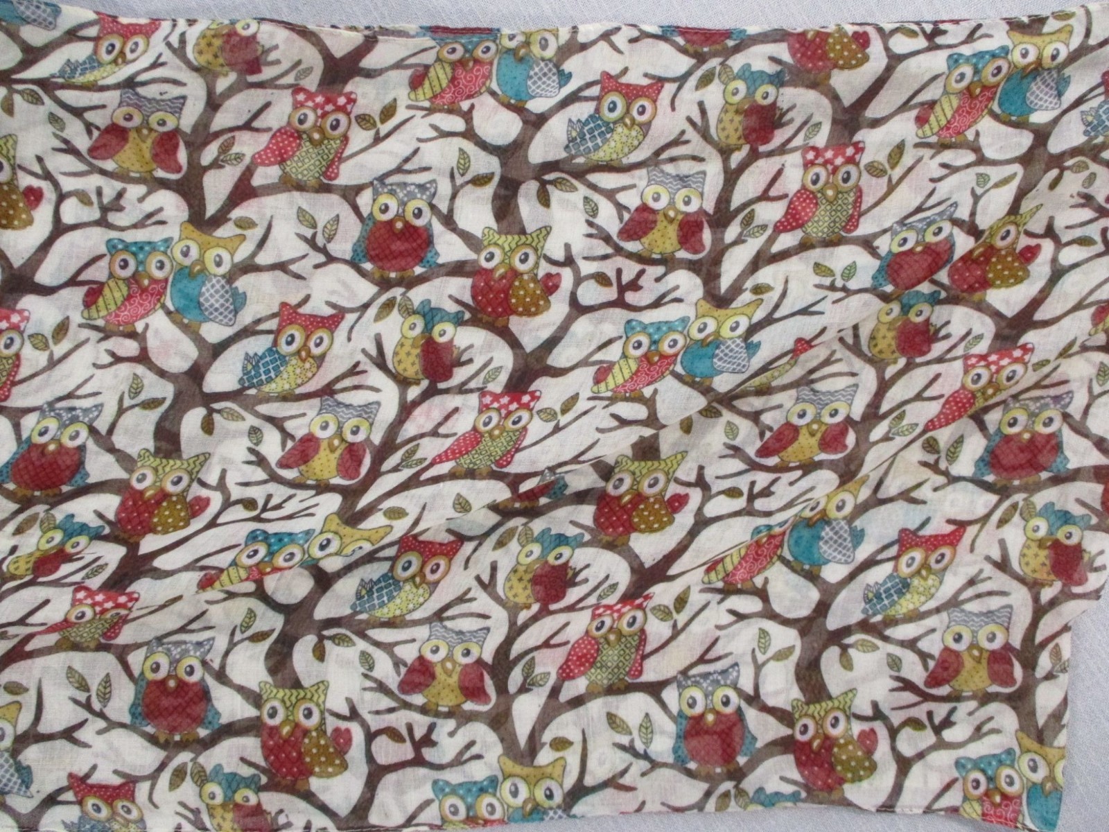 Vivian & Vincent Colorful Owl Pattern Infinity Scarf 35×20 Inches 100% Viscose S