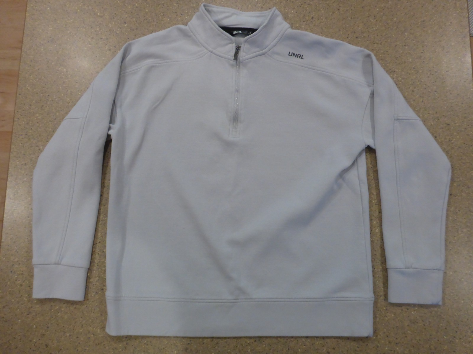 UNRL Outbound 1/4 Quarter Zip Mens SMALL Mist White Performance