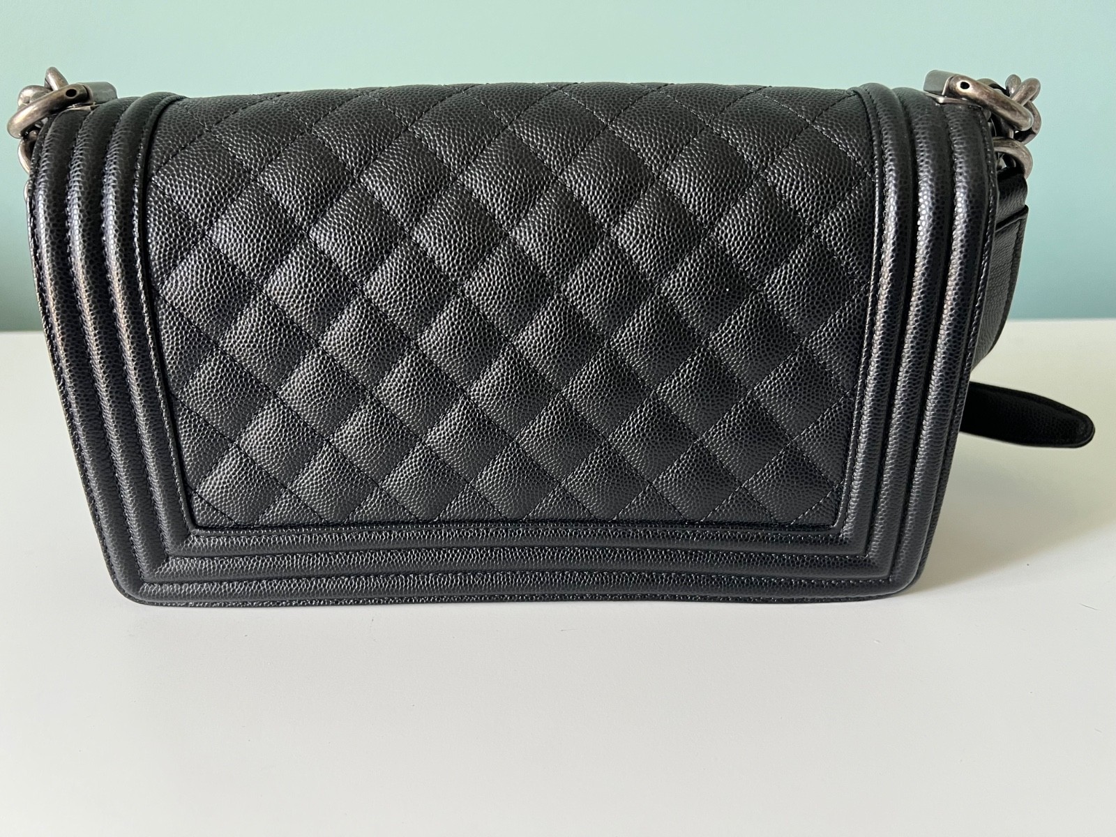 EXCELLENT CONDITION CHANEL BOY BAG MEDIUM BLACK