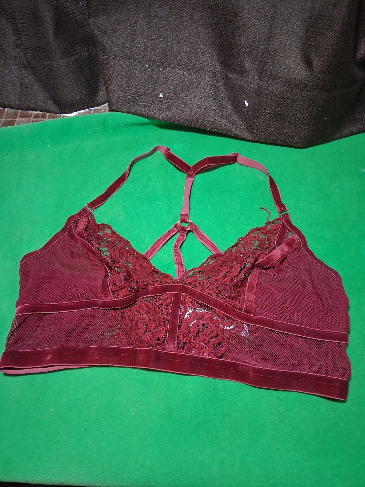 Intimately Free People Longline bralette Med Berry Sheer & Floral Lace Pullover
