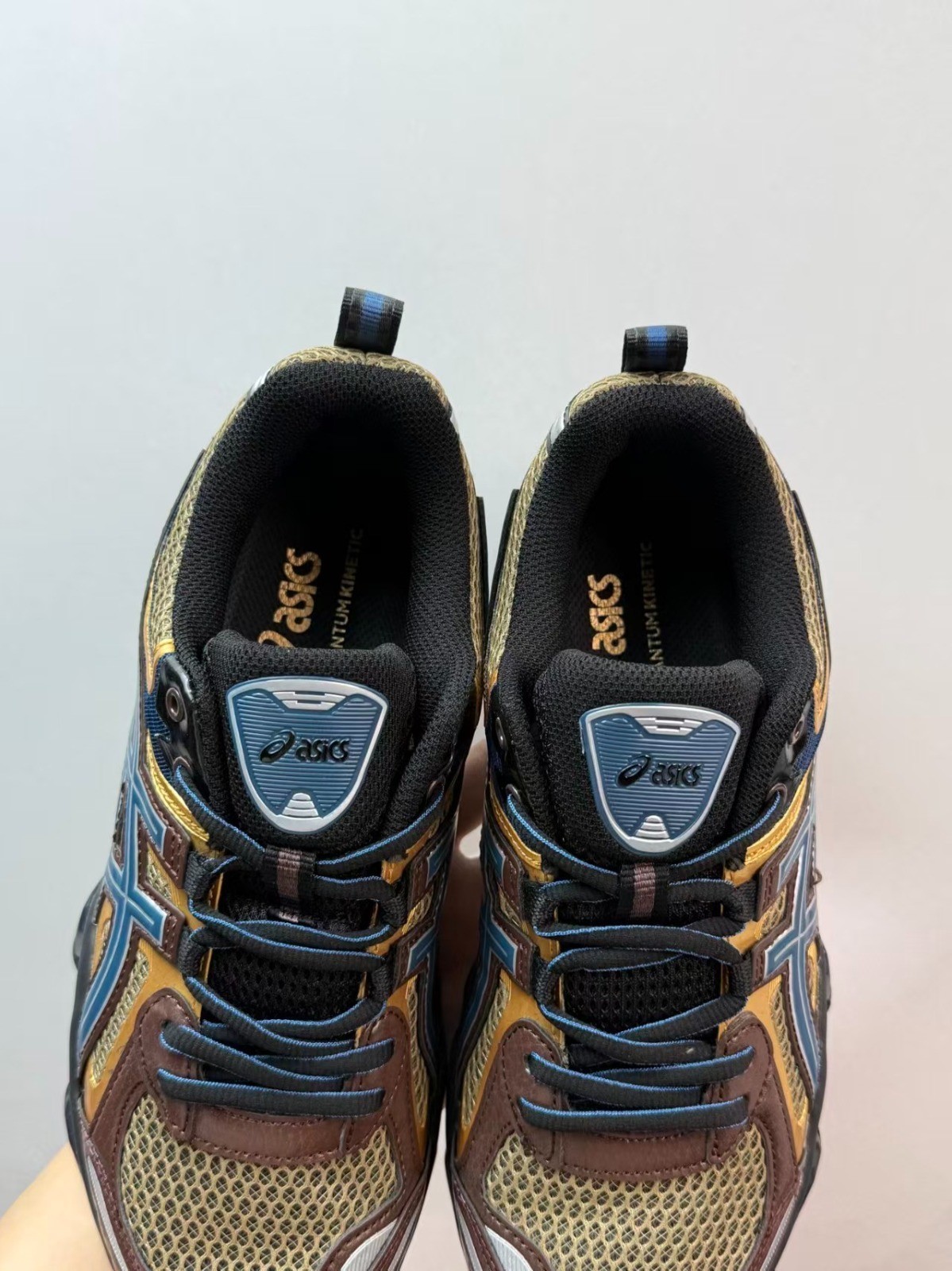Asics Gel Quantum Kinetic Men Running Shoes Brown Gold Mesh Trainers