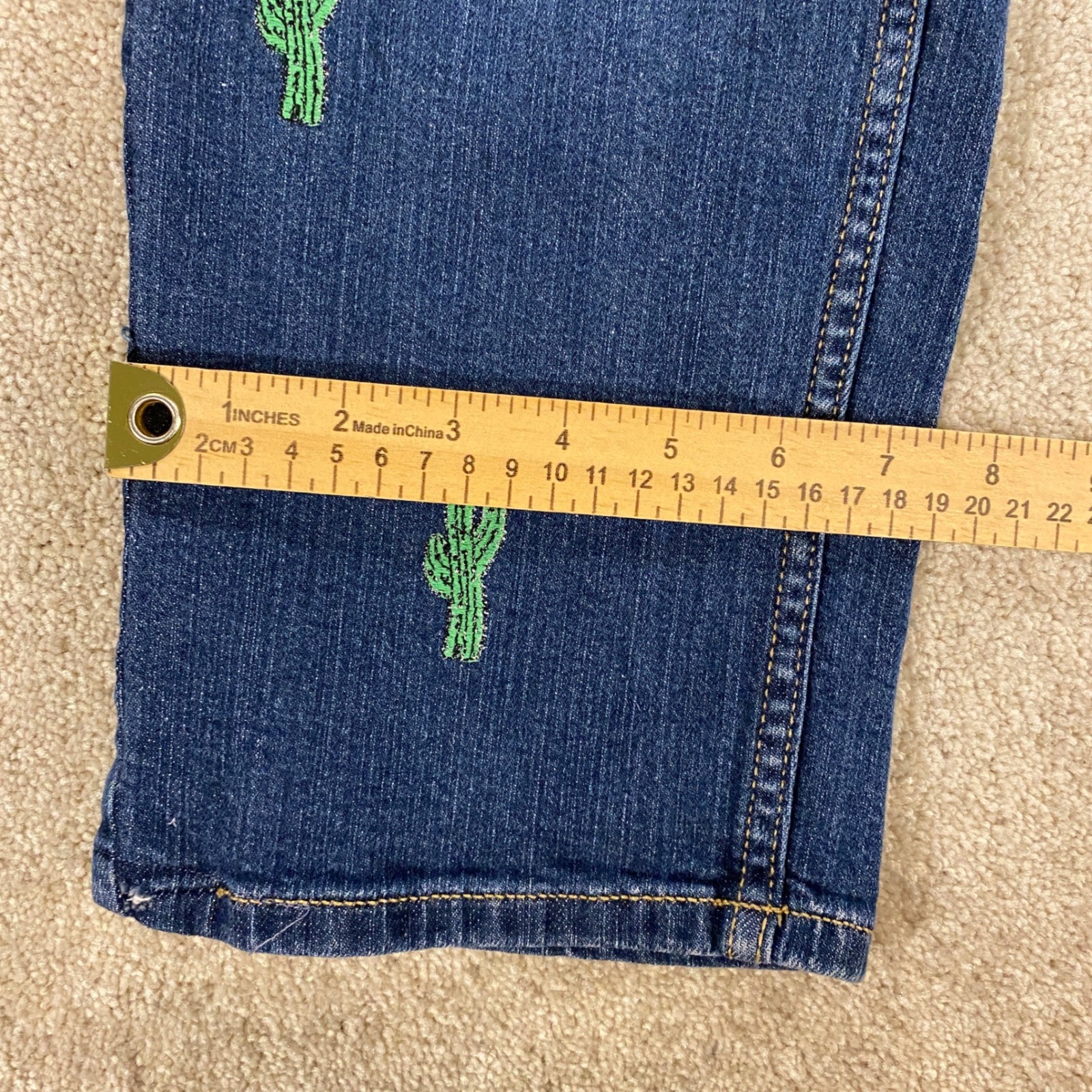 Banana Republic Girlfriend Jean Womens 32/14 Blue Cactus Embroidered