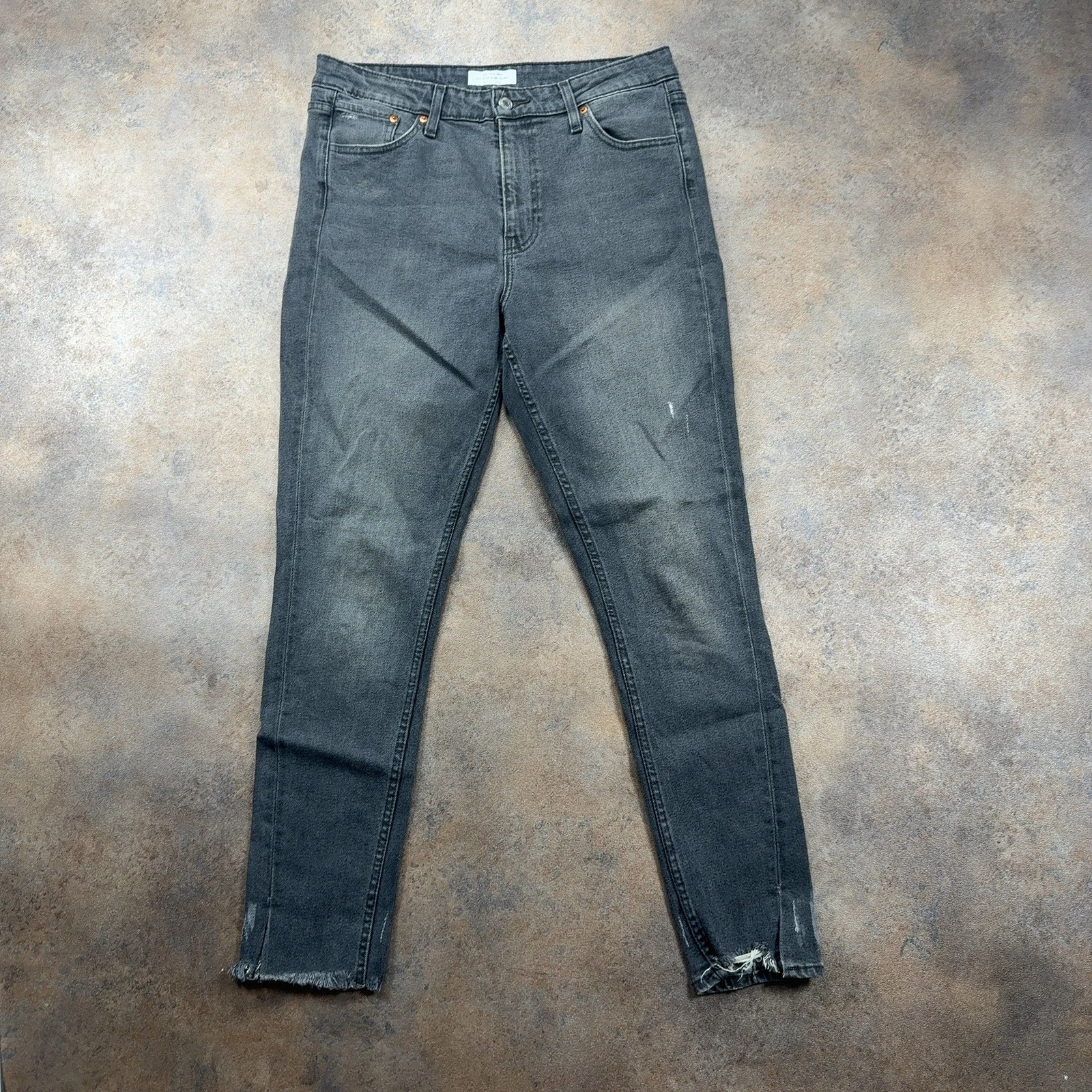 LEVI’S 721 Jeans Women (31 Inch Waist) (28 Inch Leg) Skinny Fit Grey Distressed