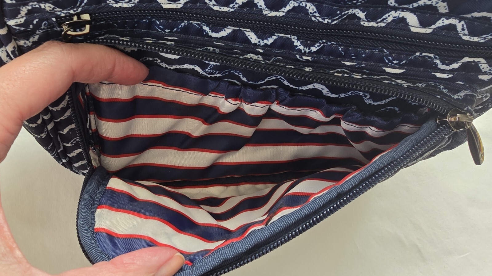 Lug Carousel Convertible Crossbody Navy White Waves Classic Purse *Small Tear*