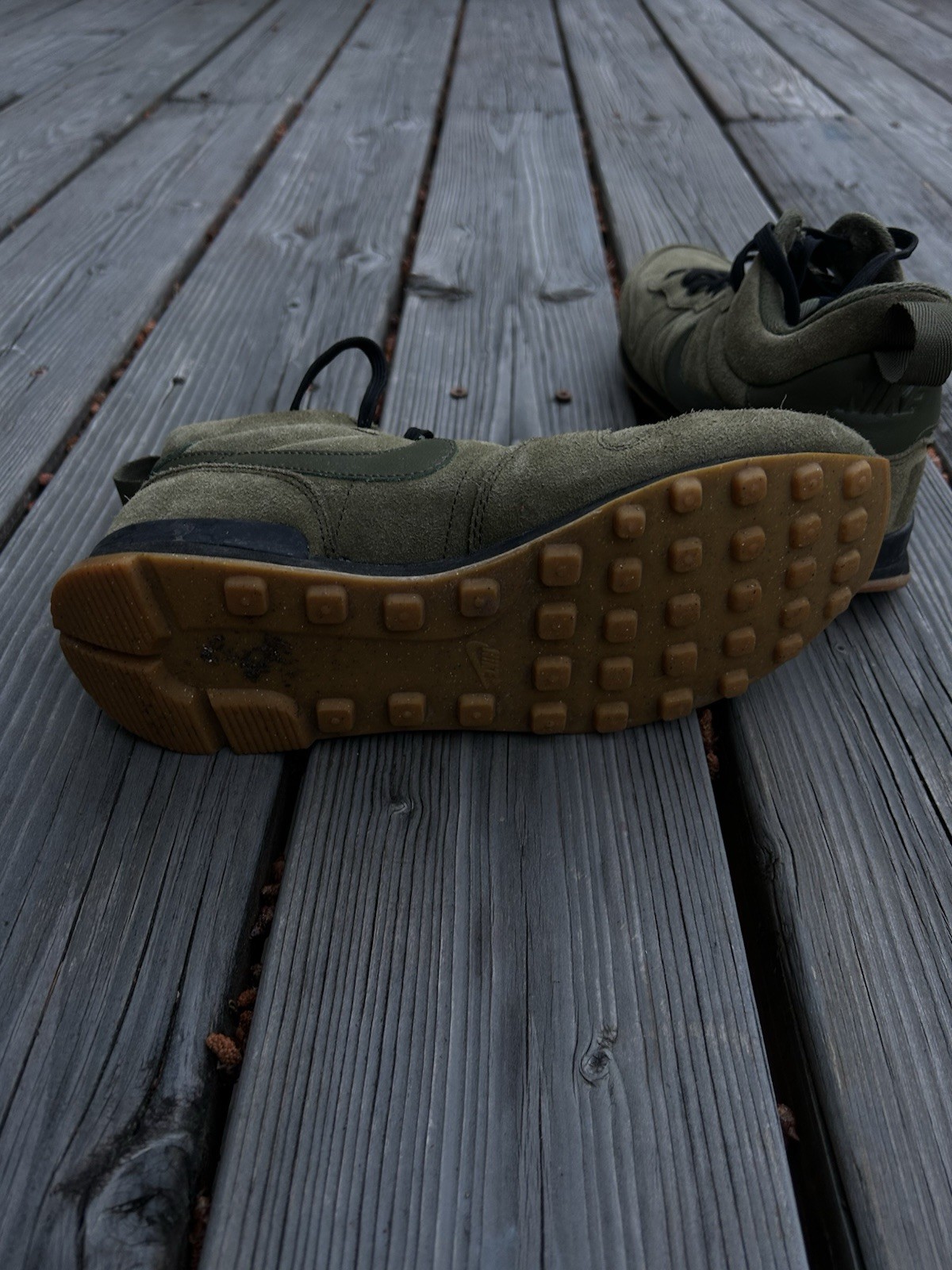 Nike Internationalist Mid QS sneaker, Olive Green And Black, Gum Sole, Men’s 8