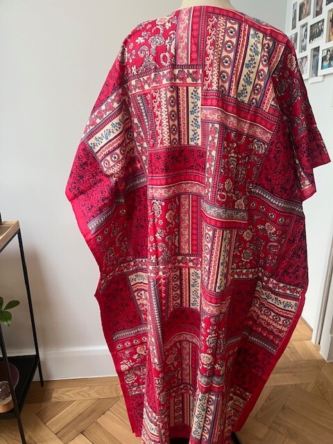lovely HASLEMERE COLLECTIONS ladies long cotton cherry red print kaftan one size