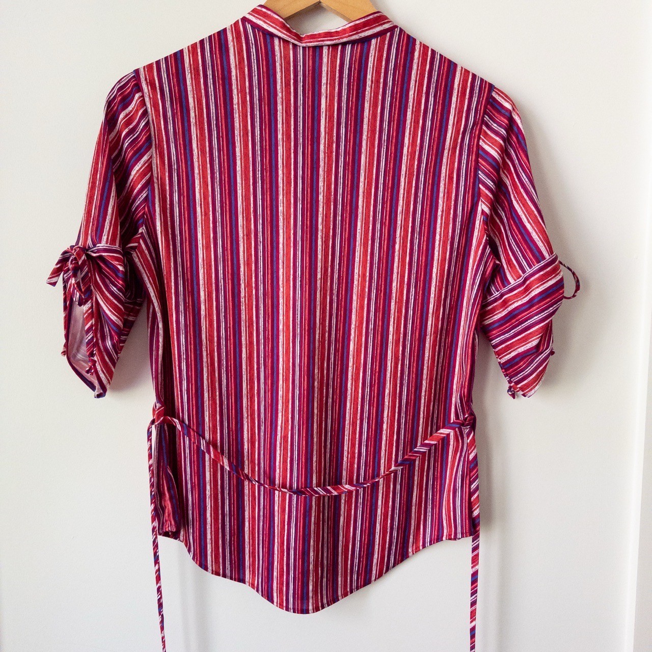 Vintage 80s Striped Blouse Womens M Red Pink 90s Colorful Fun Retro Maximalist