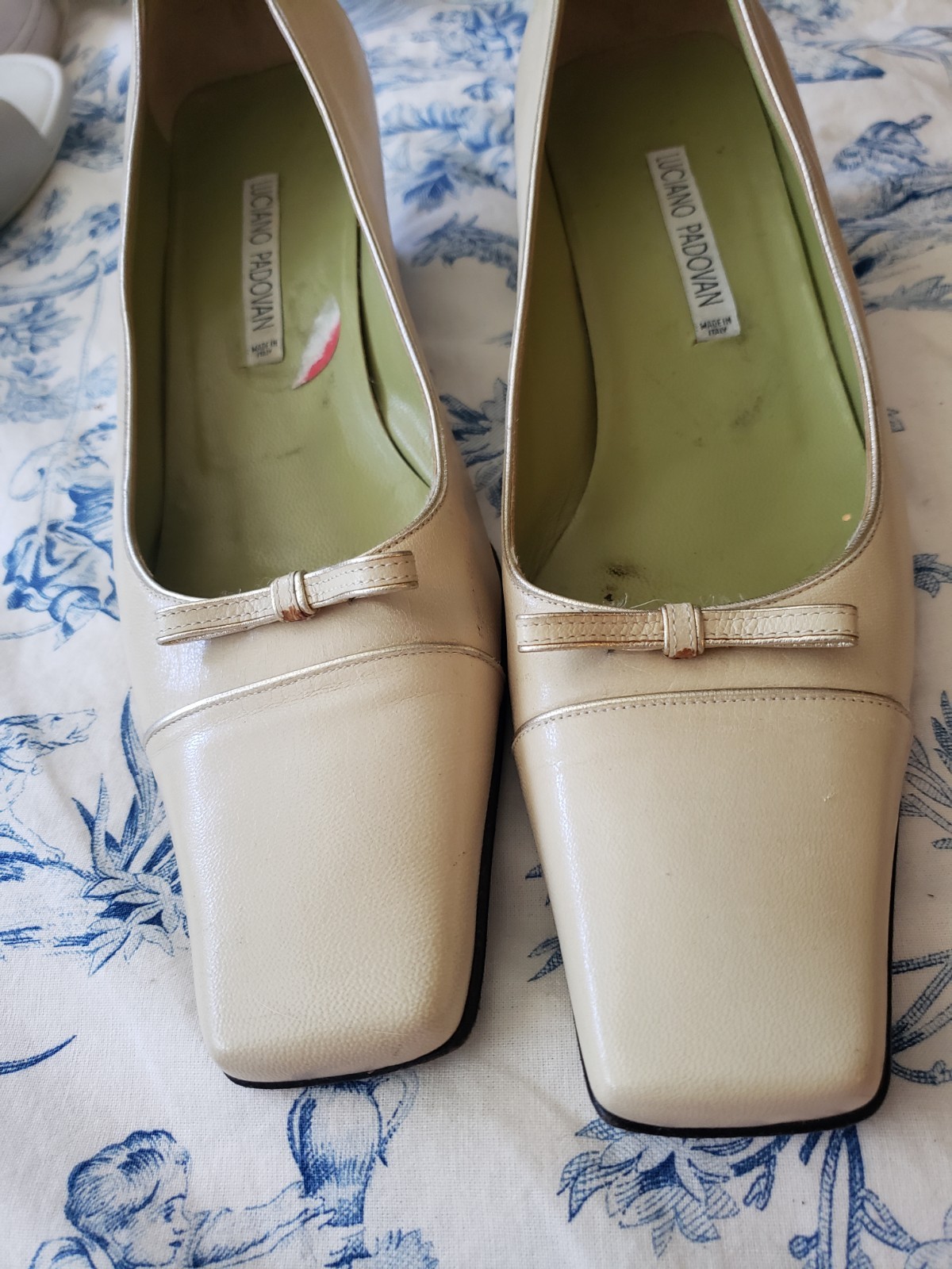 Luca Padovane elegant small kitten square heel Cream leather 8.5 M EUC