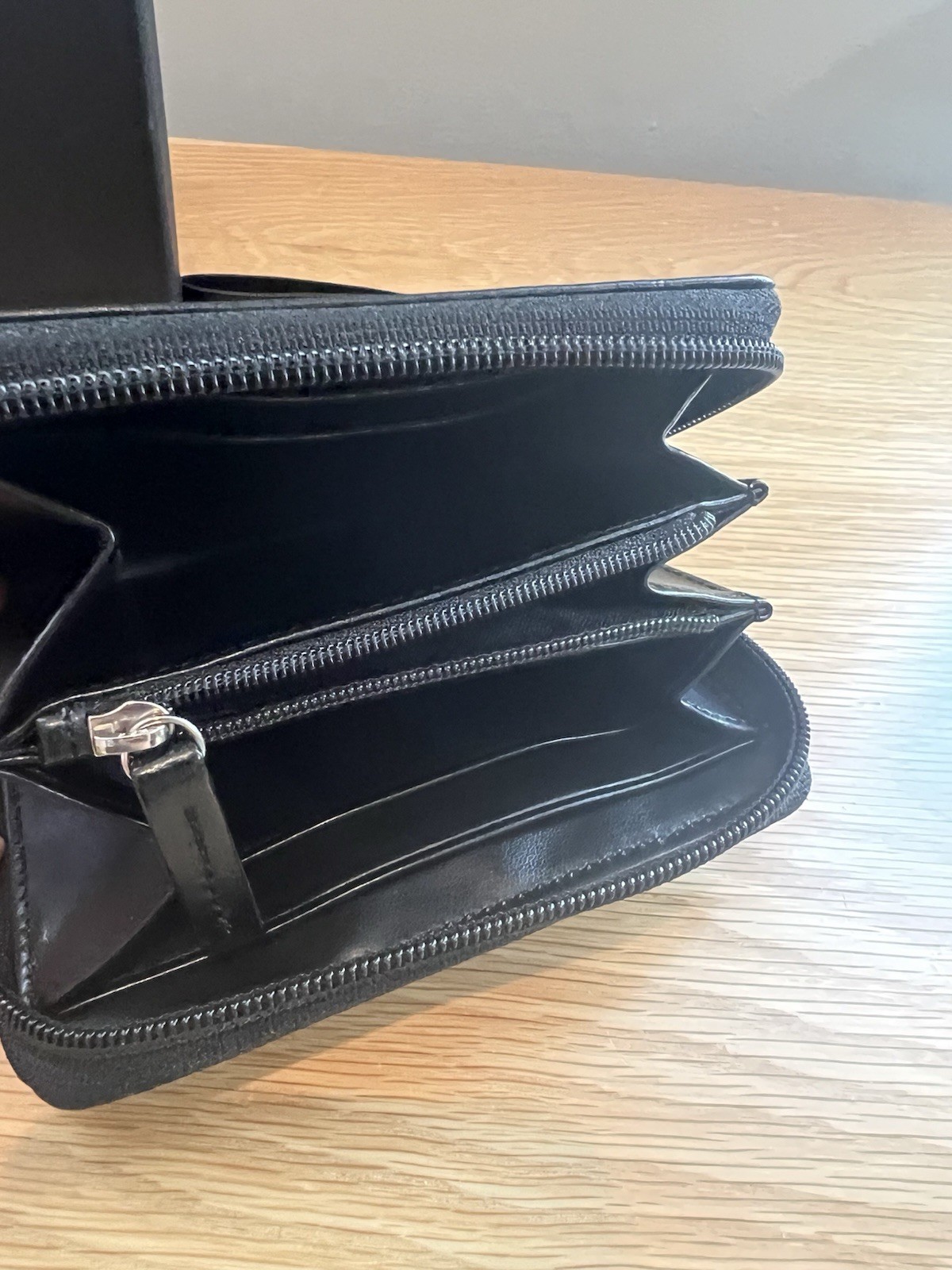 Authentic Mercedes-Benz Wallet change Wristlet Clutch Black Detachable Strap NIB