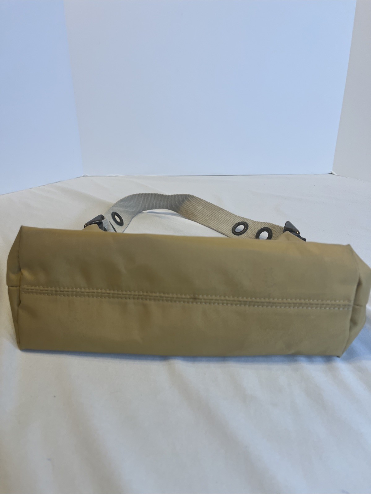 Gap Tan Shoulder Bag Mini Purse Y2K Zip Shut 9.5 x 4.5 Inches Canvas Strap