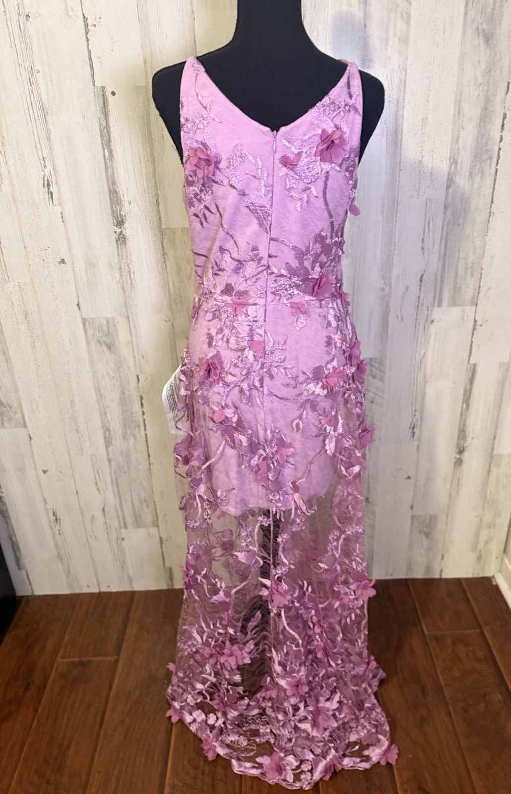 Dress The Population Lavender 3D Floral Lace V-Neck Strappy Long Gown M