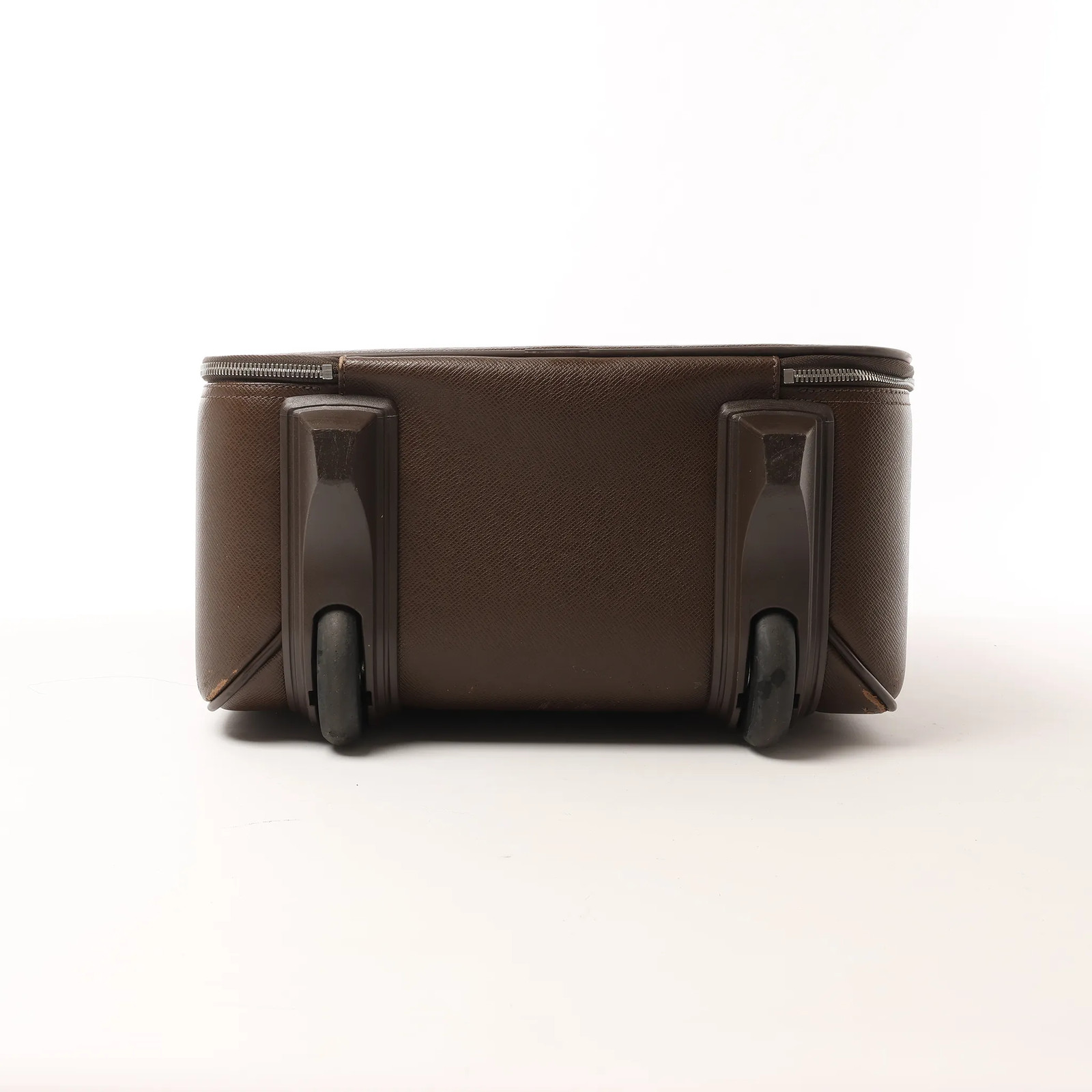 Louis Vuitton Pegase 45 Taiga Leather Travel Bag in Brown M23314