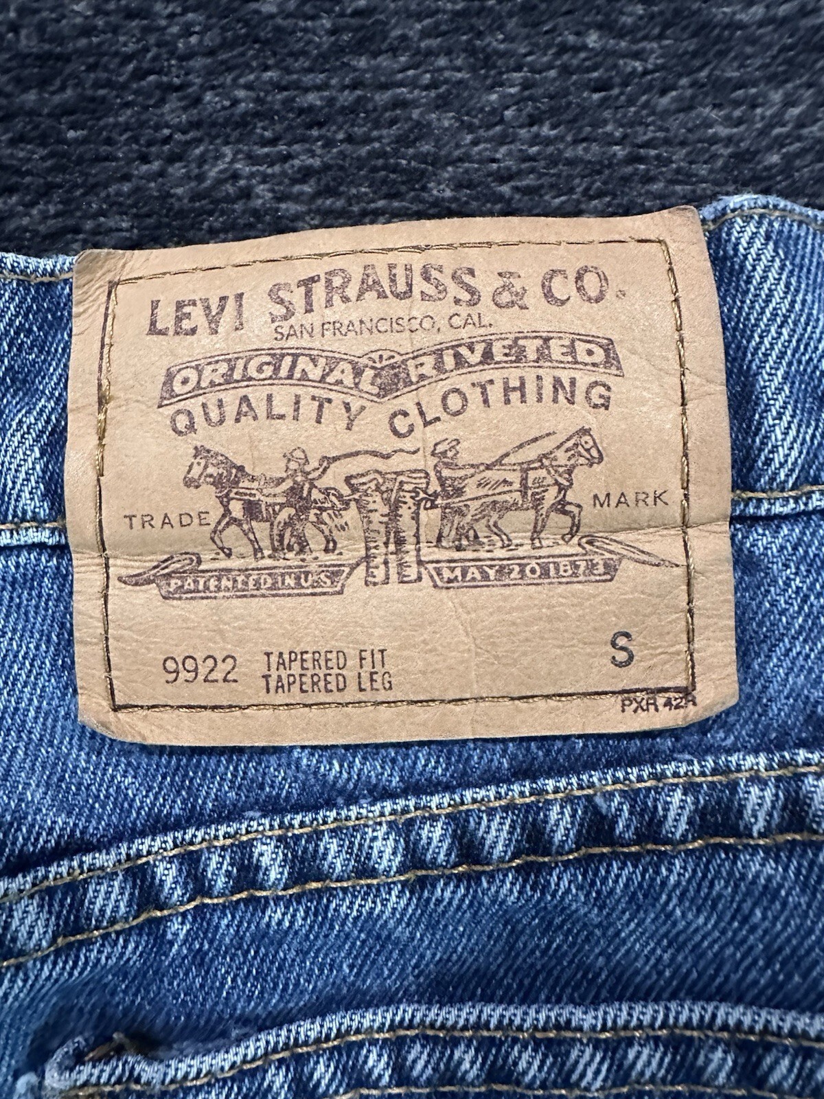 Vintage Levi’s Orange Tab 922 Made USA Tapered Fit Jeans Women’s 22 Short