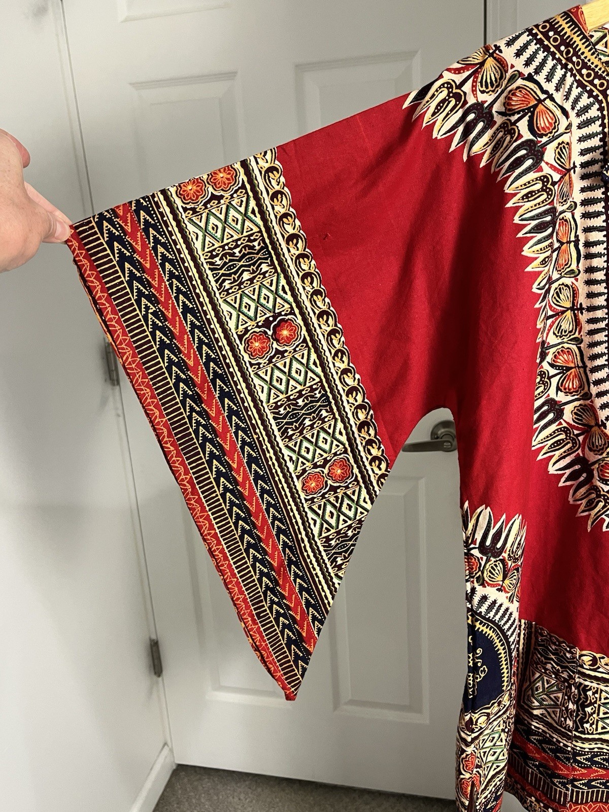Kaiser VintageAfrican Dashiki Top. Multi Color Medium. Short Sleeve. 100% Cotton