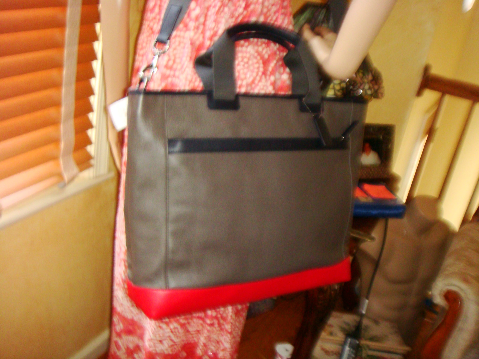 NWT COACH Men’s CAMDEN Leather Travel Gym Supply Bag 71347 GREY/RED $498