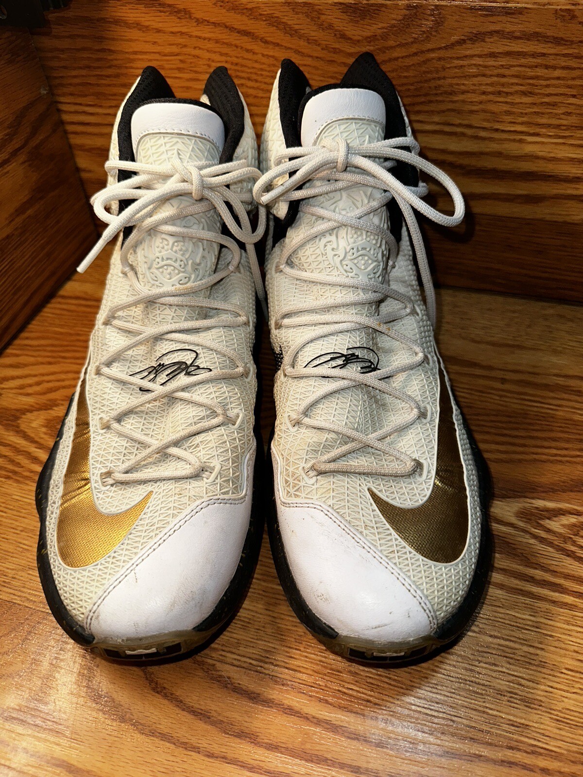 Nike Lebron James Elite 13 XIII White/Metallic Gold/Black 831923-170 Size 12