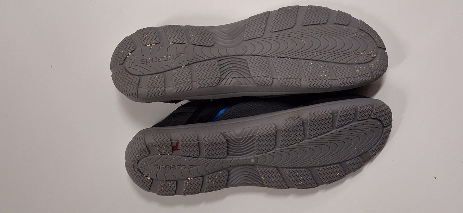 Speedo® Men’s classic Water shoes Neoprene Slip on Size US 9 – 10 M MSRP